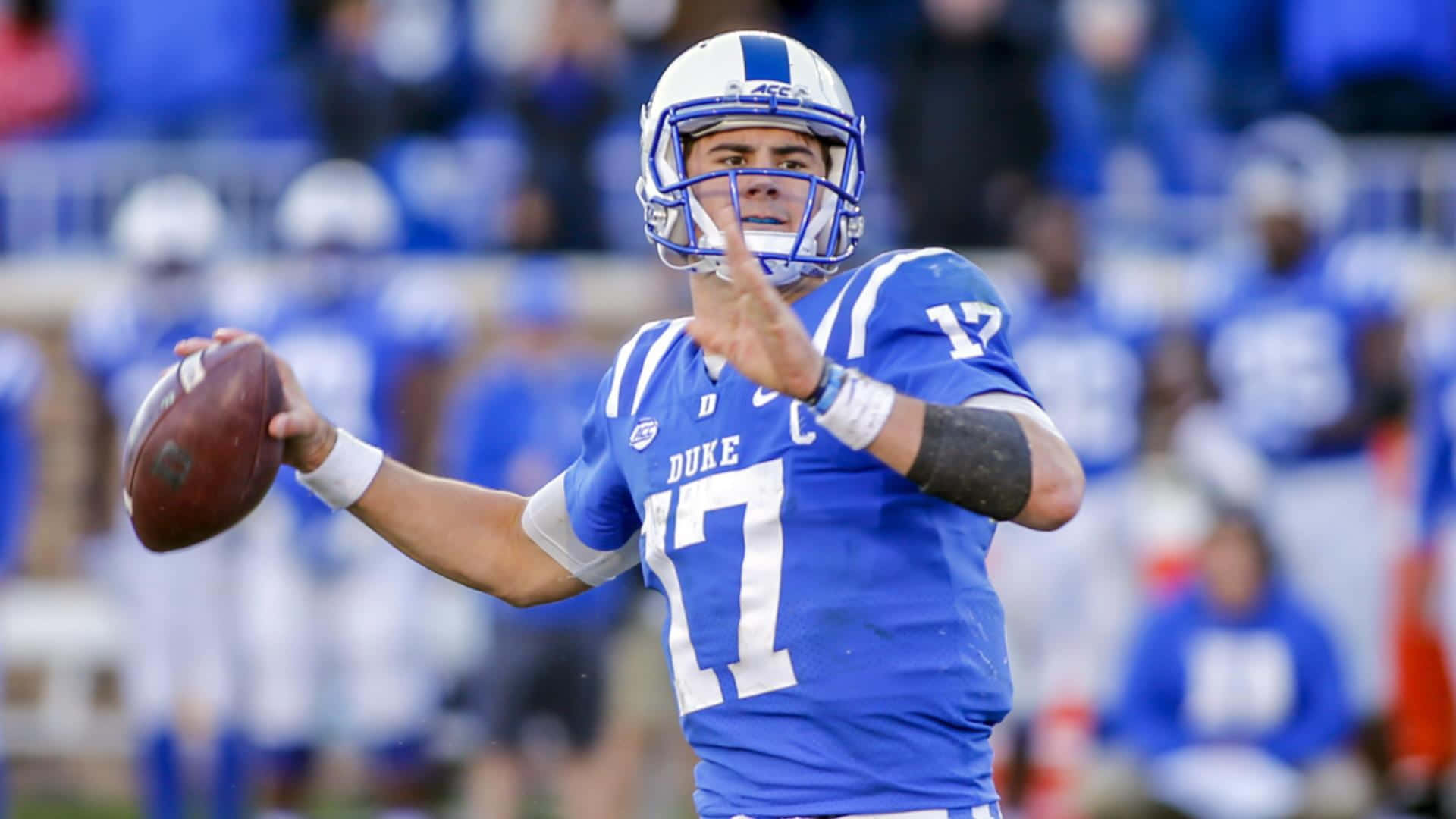 Daniel Jones, Duke football quarterback, blue uniform, Full HD Desktop Wallpaper