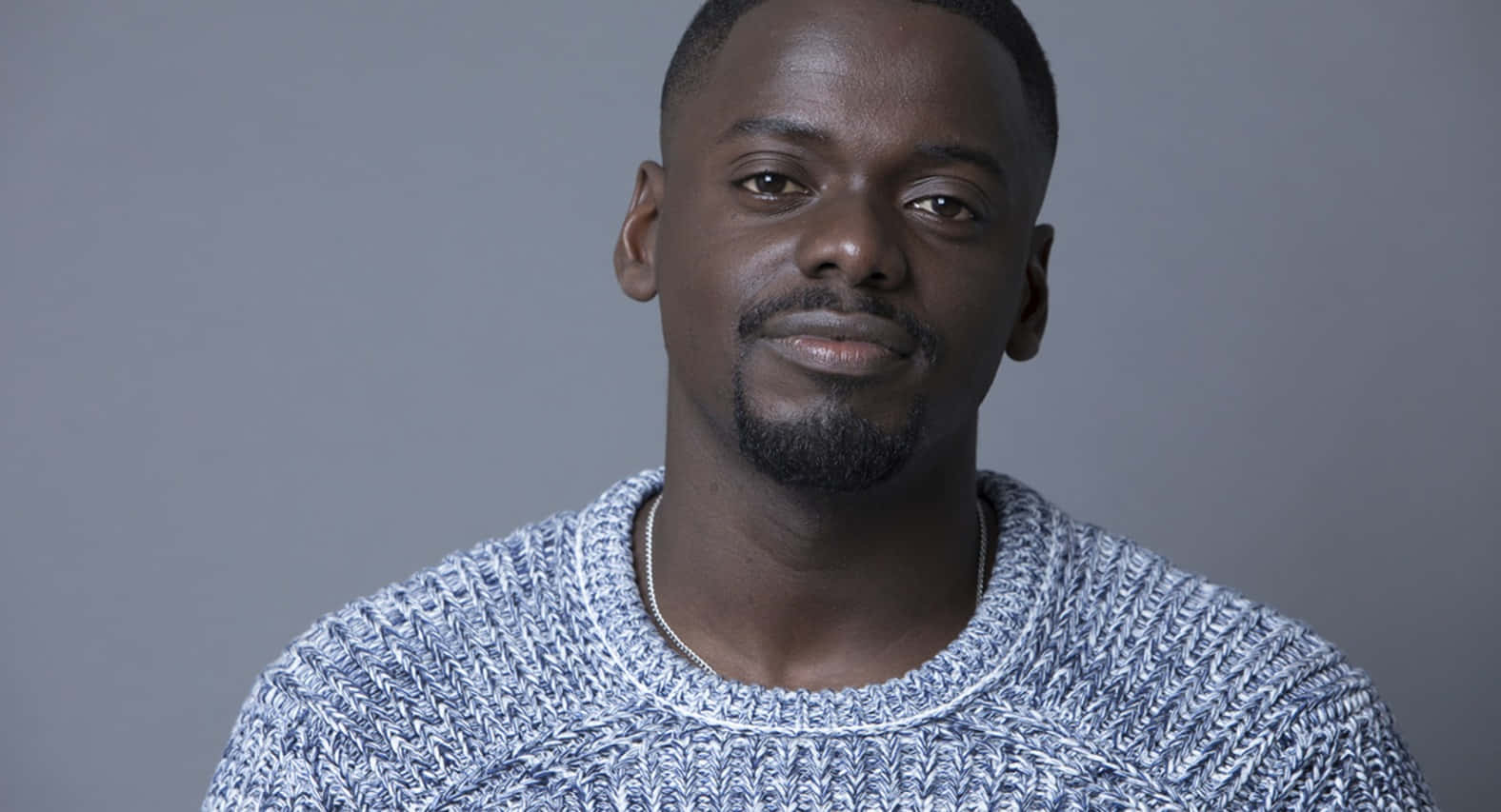 Daniel Kaluuya, blue and white knit sweater, beard, HD Desktop Wallpaper