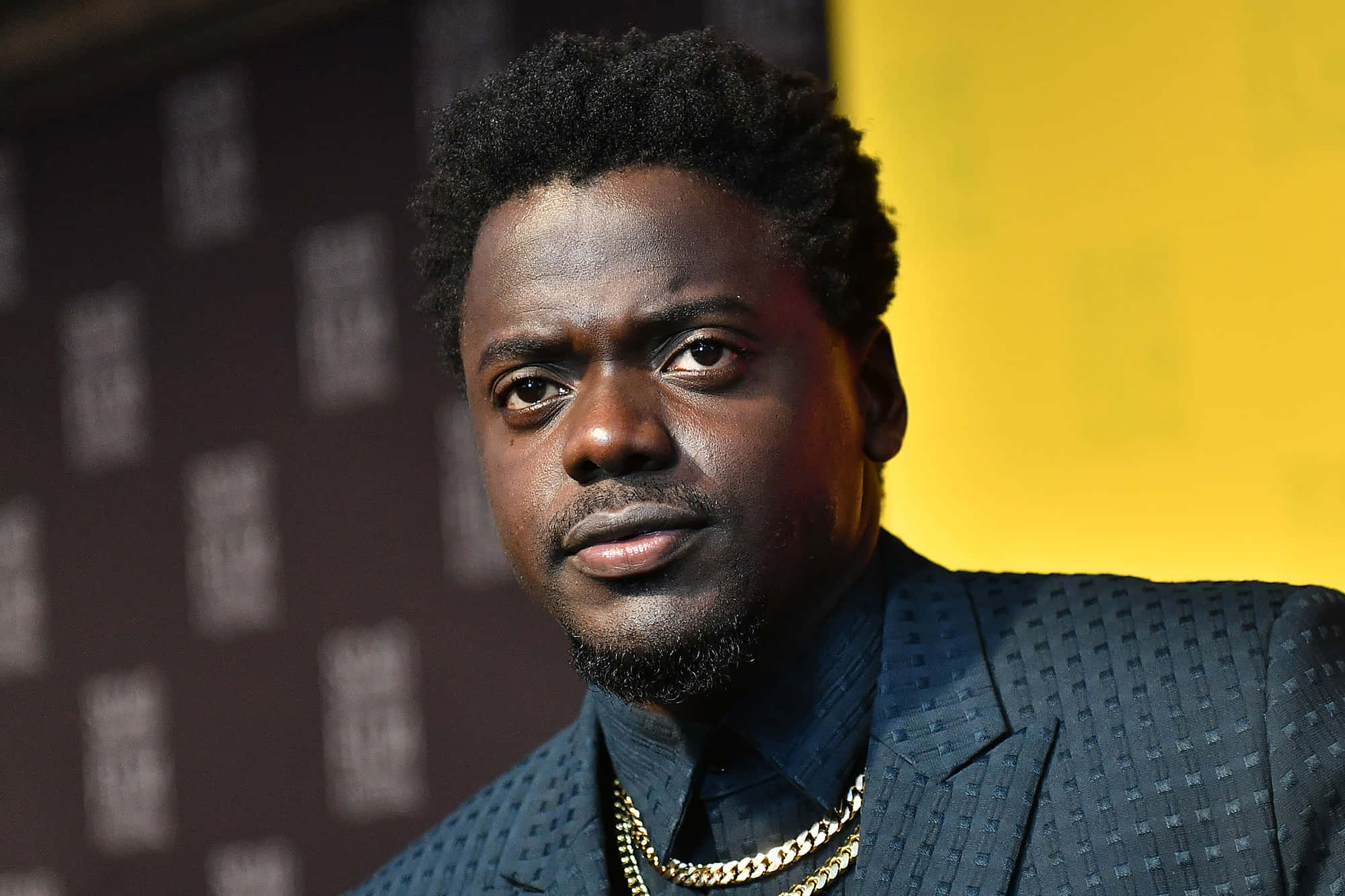 Daniel Kaluuya, curly hair, gold chain, Full HD Desktop Wallpaper