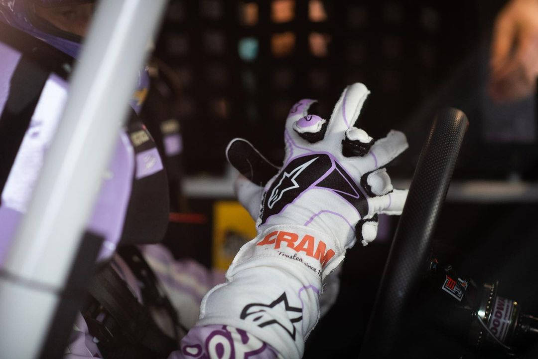 Daniel Suarez, praying hands, race car driver, SD Desktop Wallpaper