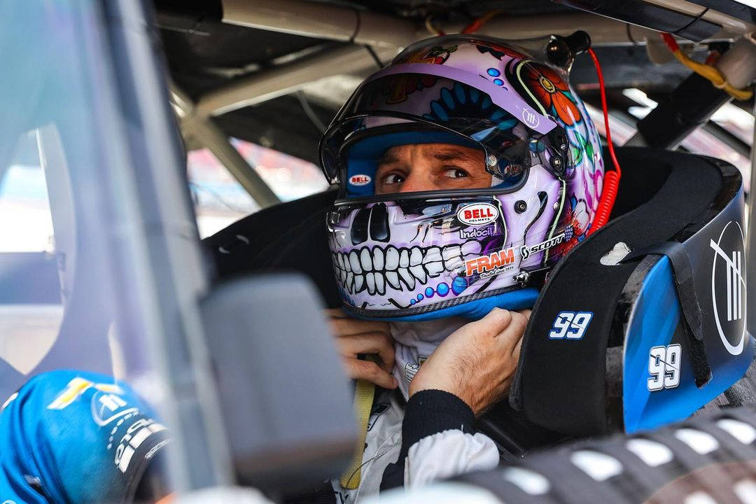 Daniel Suarez, stock car cockpit, colorful skull-themed helmet, SD Desktop Wallpaper