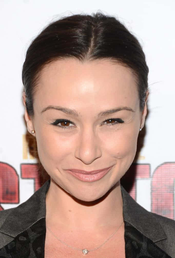 Danielle Harris, dark hair, dark blazer, SD Phone Wallpaper