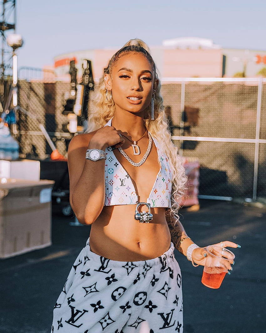 Danileigh, R&B, Latin singer, SD Phone Wallpaper