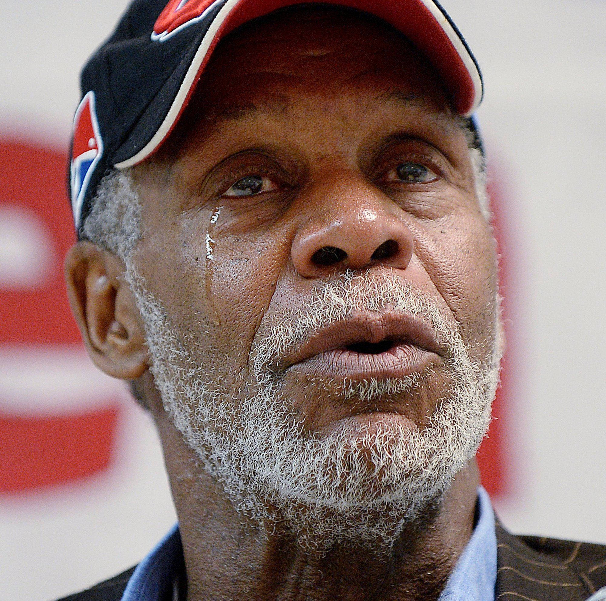 Danny Glover, tears, red white and blue baseball cap, Full HD Desktop Wallpaper