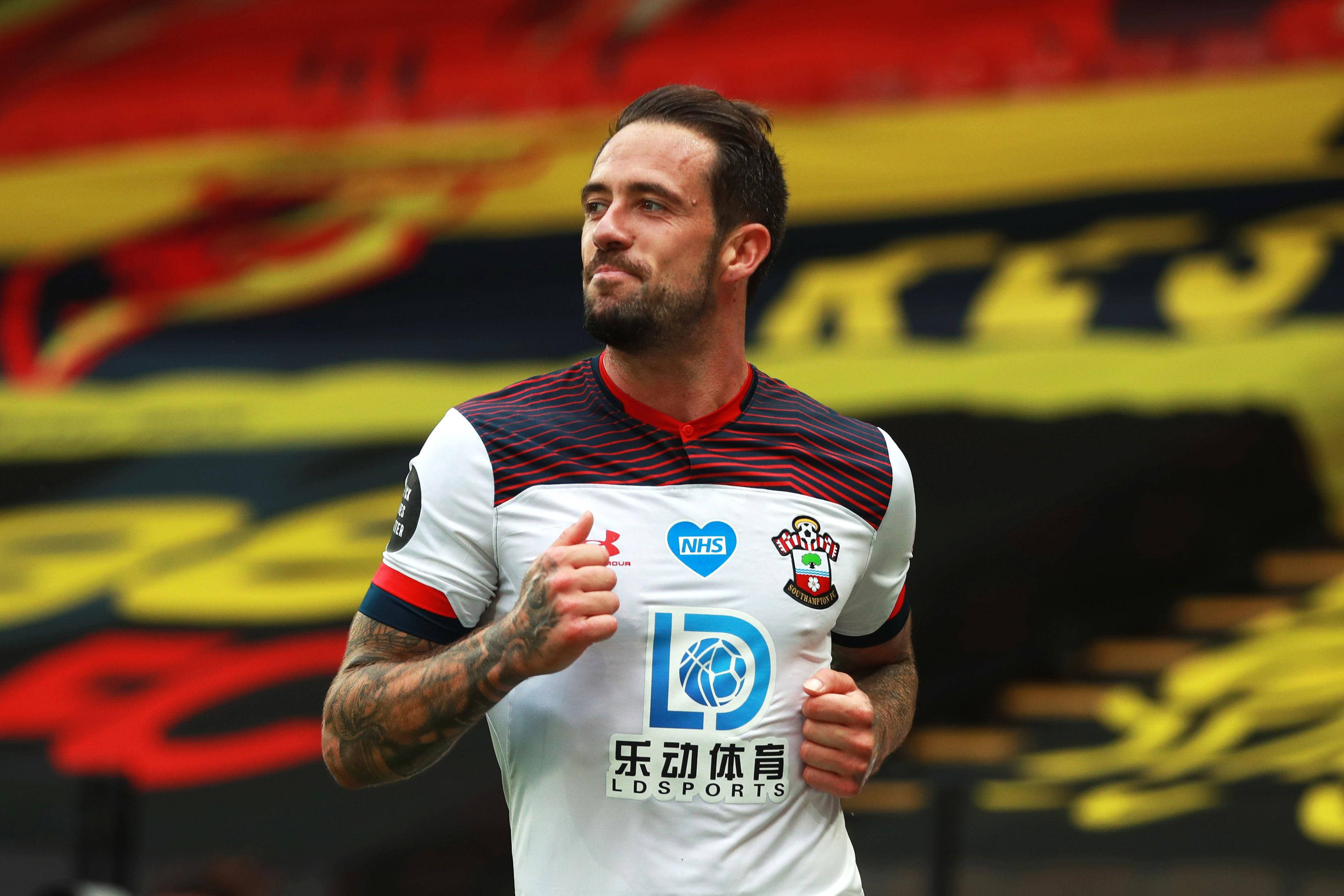 Danny Ings, white and red striped jersey, tattooed arms, 2K Desktop Wallpaper