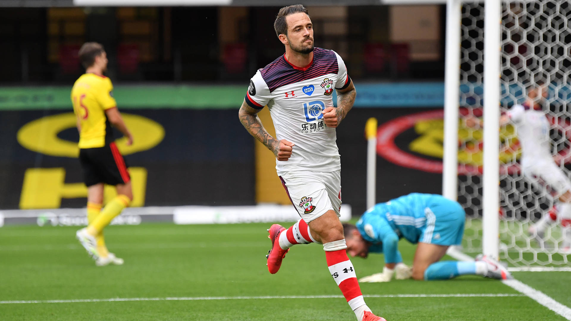 Danny Ings, white and red, vibrant green pitch, Full HD Desktop Wallpaper