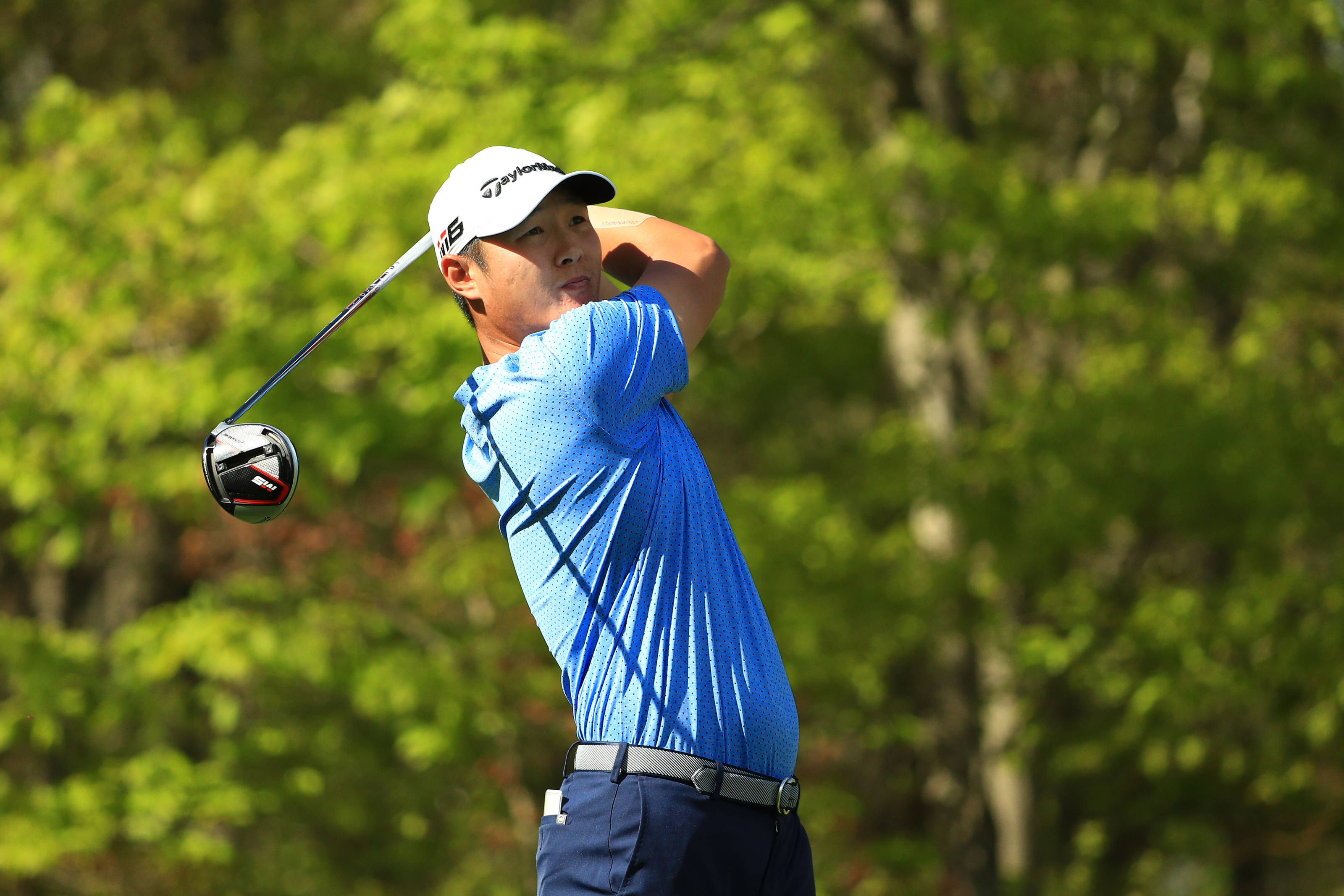 Danny Lee, blue shirt, golf club, 2K Desktop Wallpaper