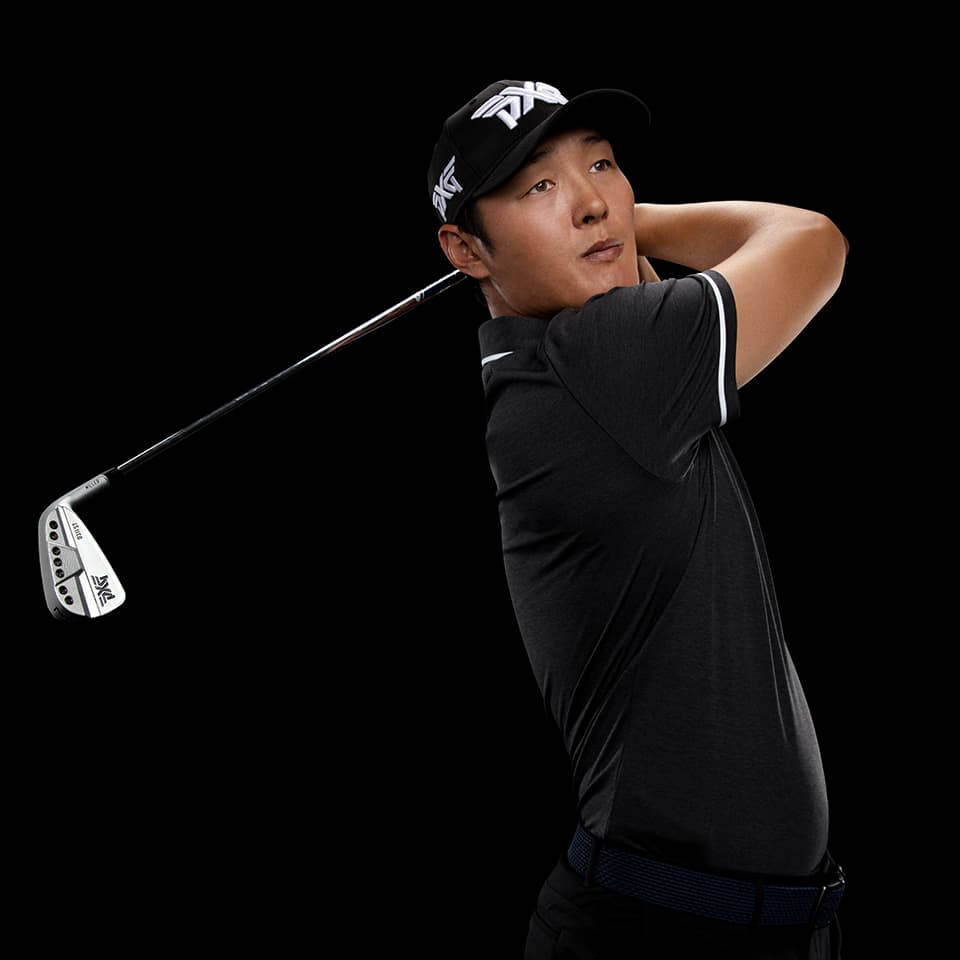 Danny Lee, professional swing pose, black attire, SD Desktop Wallpaper