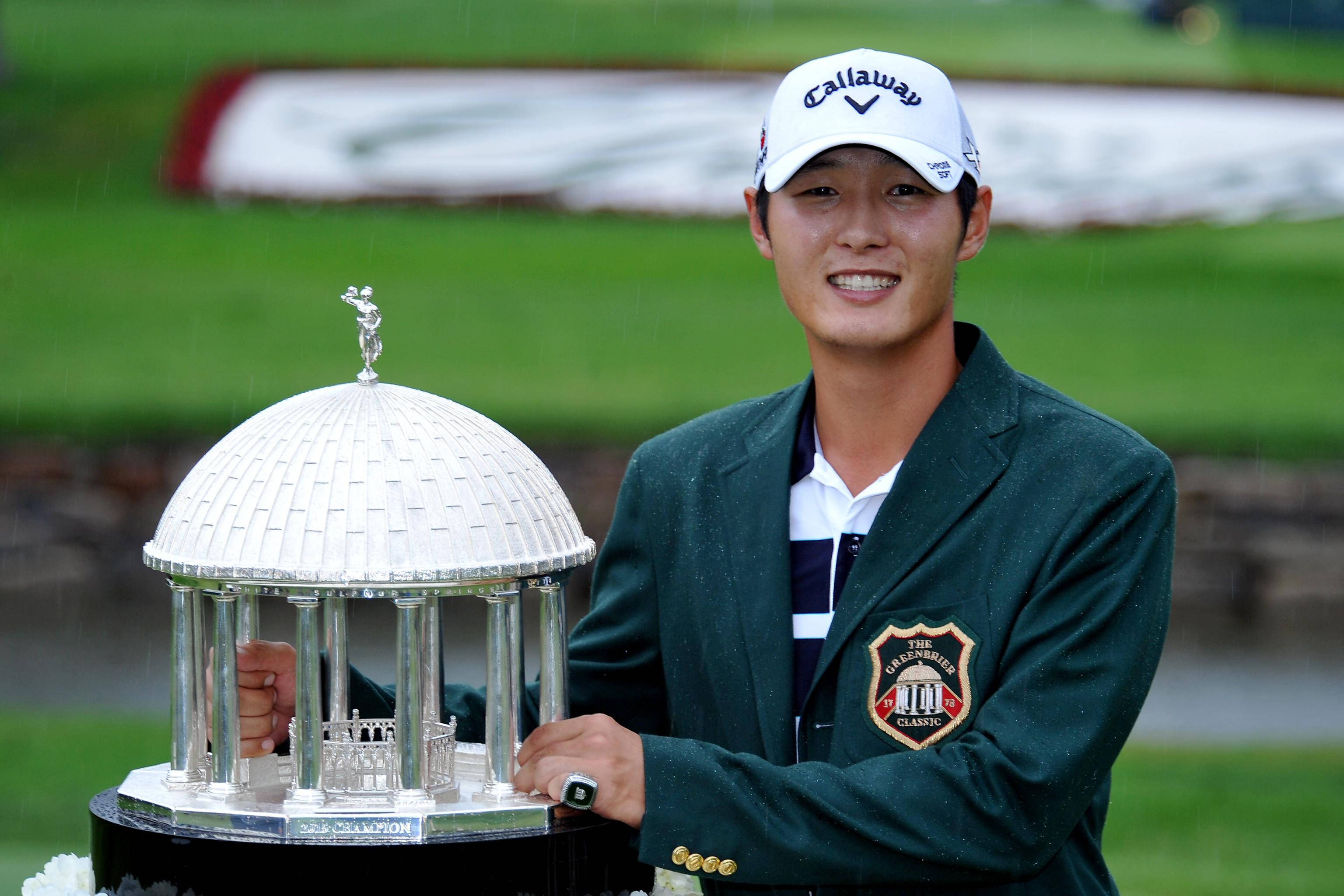 Danny Lee, green jacket, silver trophy, 2K Desktop Wallpaper