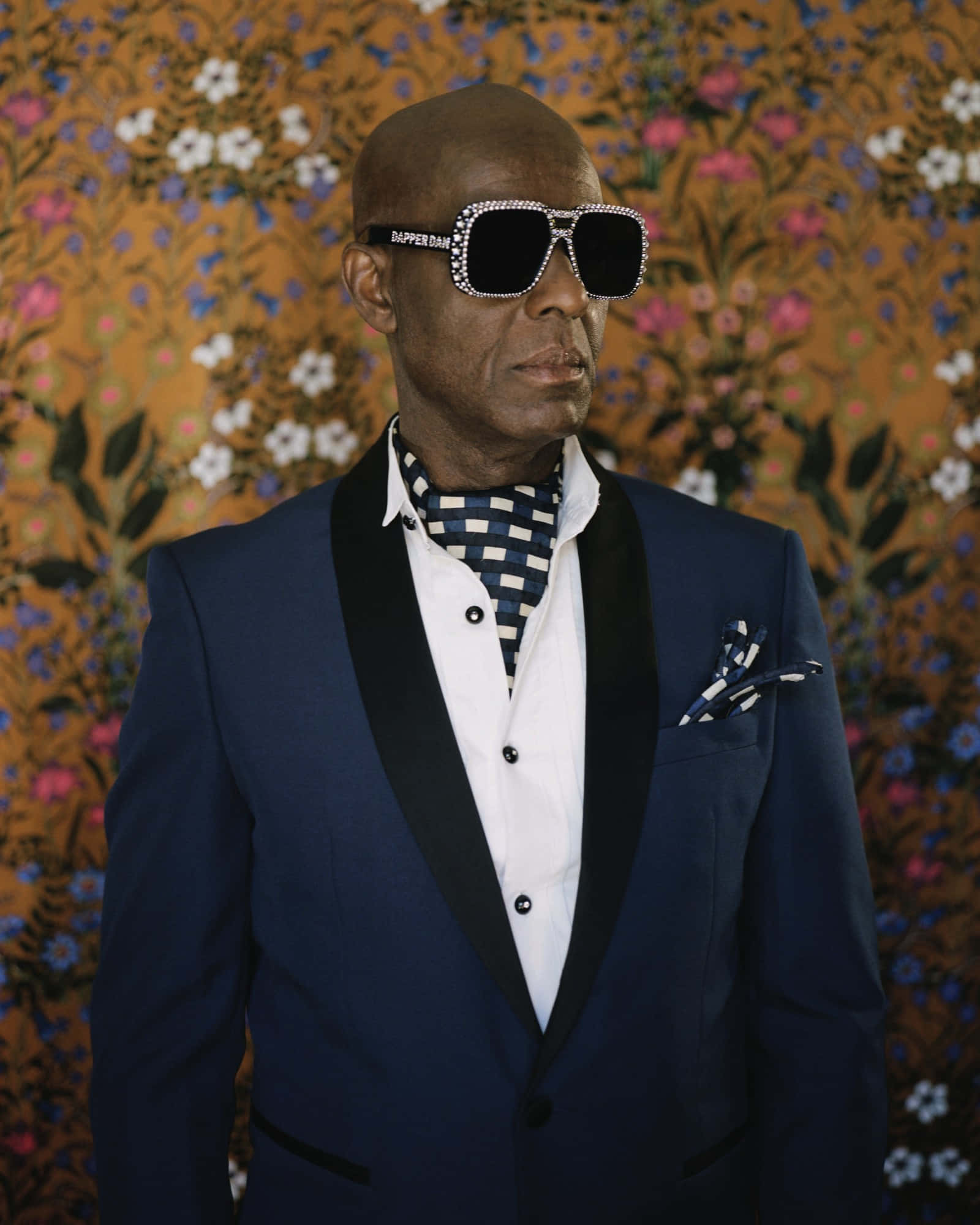 dapper gentleman, navy blue suit, tuxedo, Full HD Phone Wallpaper