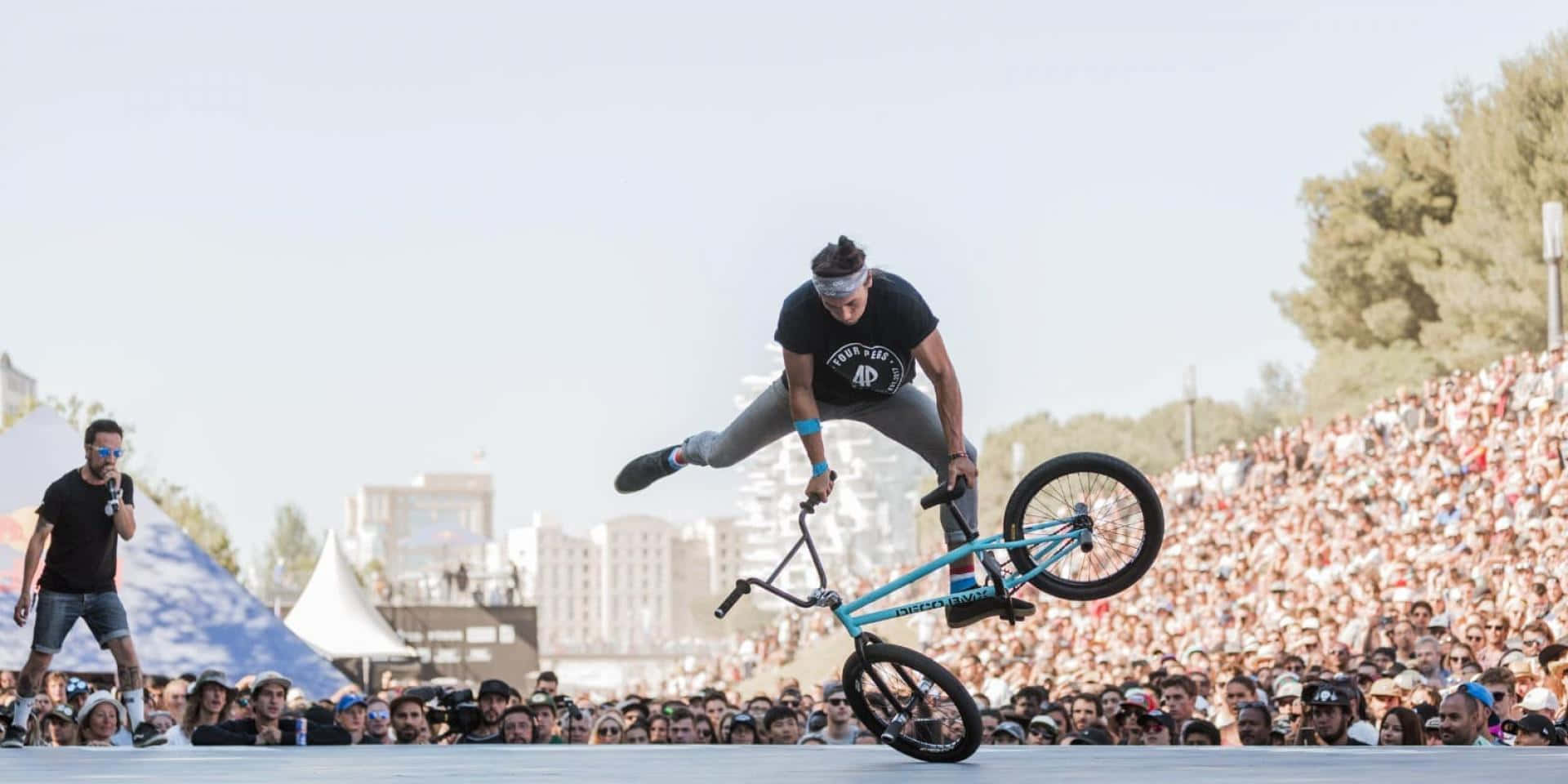 Daring, 1920 x 960, BMX rider, Full HD Desktop Wallpaper