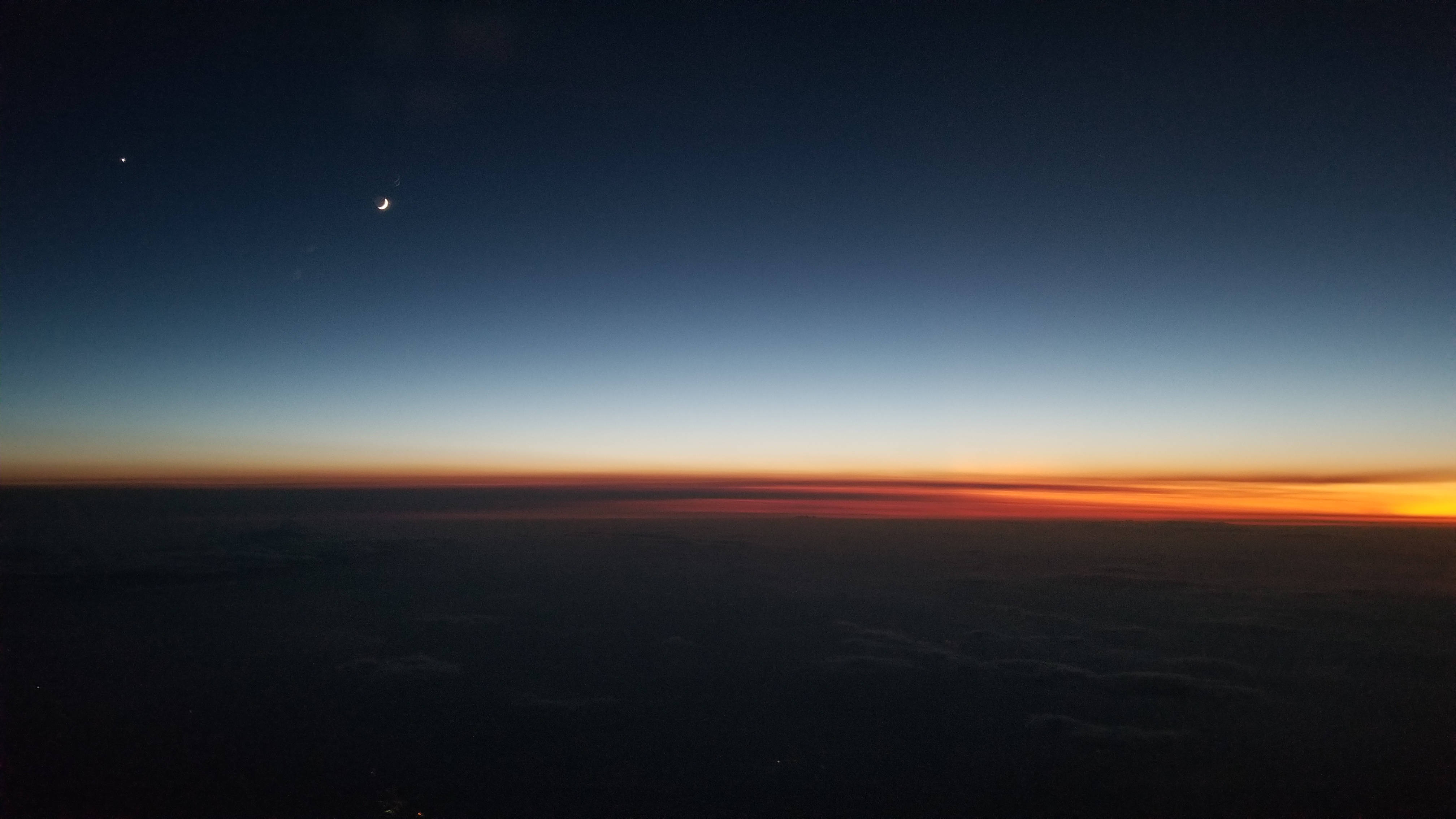twilight sky, crescent moon, stars, 4K Desktop Wallpaper