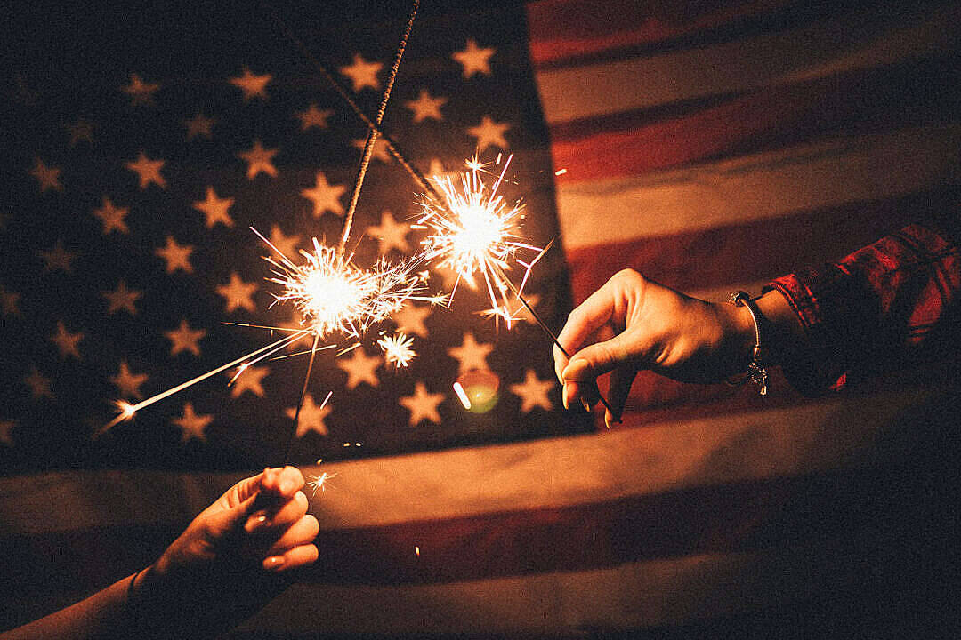 American flag, sparklers, warm night lighting, SD Desktop Wallpaper
