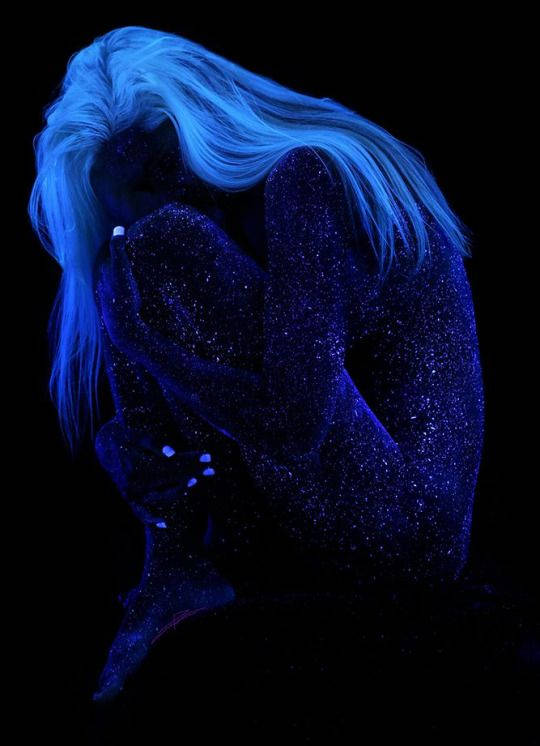 glowing blue hair, glittering blue skin, luminous silhouette, SD Phone Wallpaper