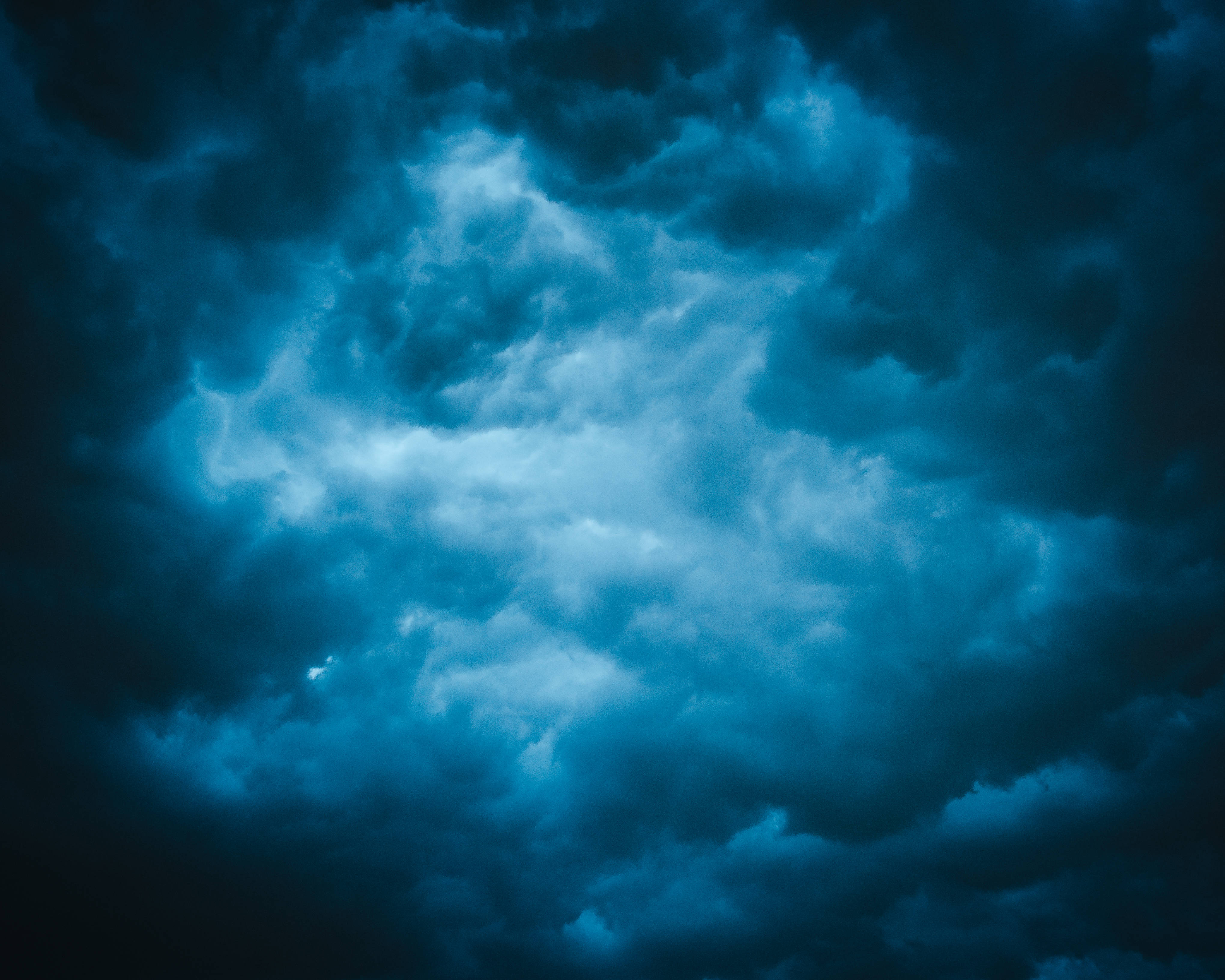 dark blue storm clouds, deep teal, electric blue, 4K Desktop Wallpaper