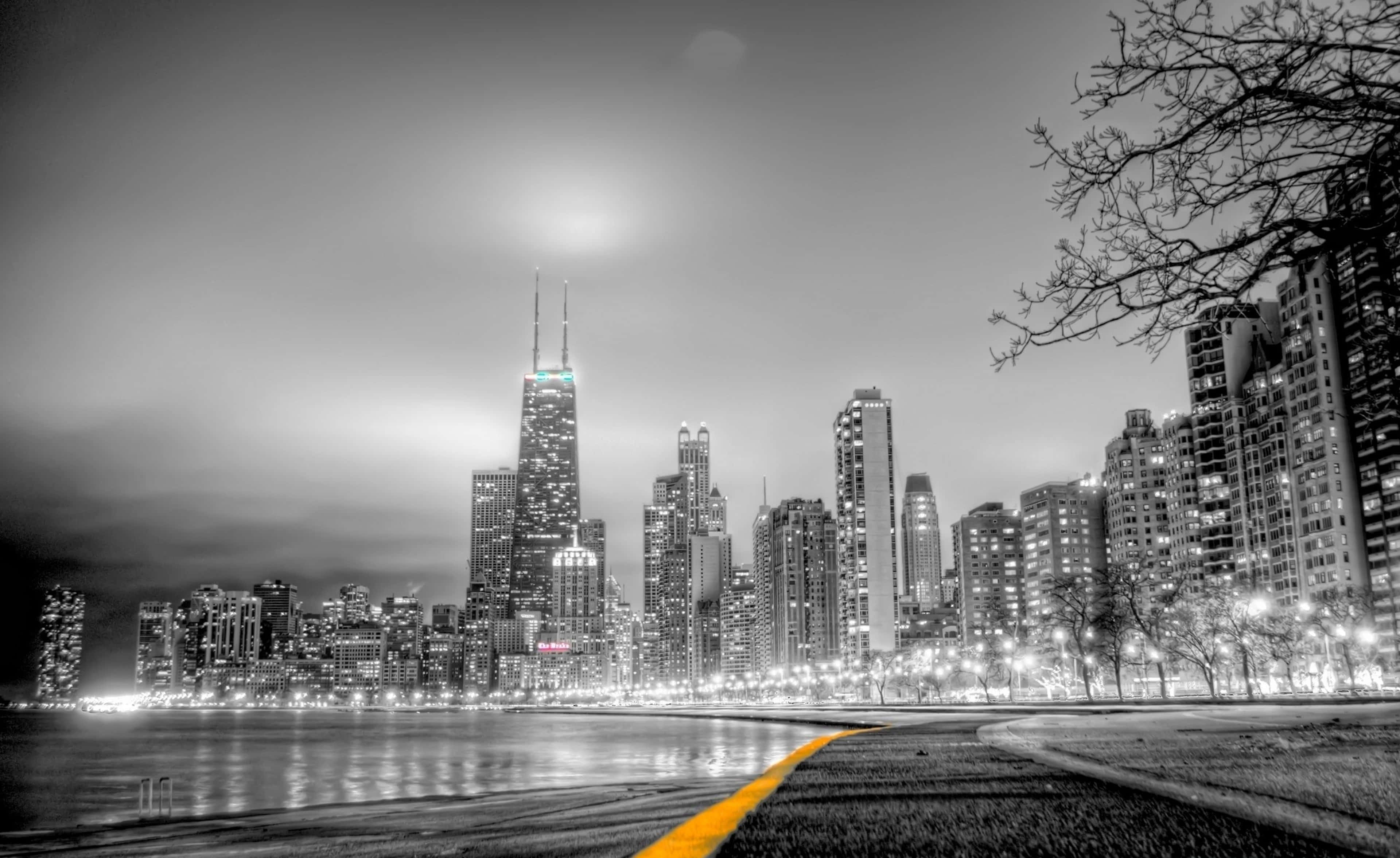 Dark City 4K, black and white cityscape, night, 4K Desktop Wallpaper