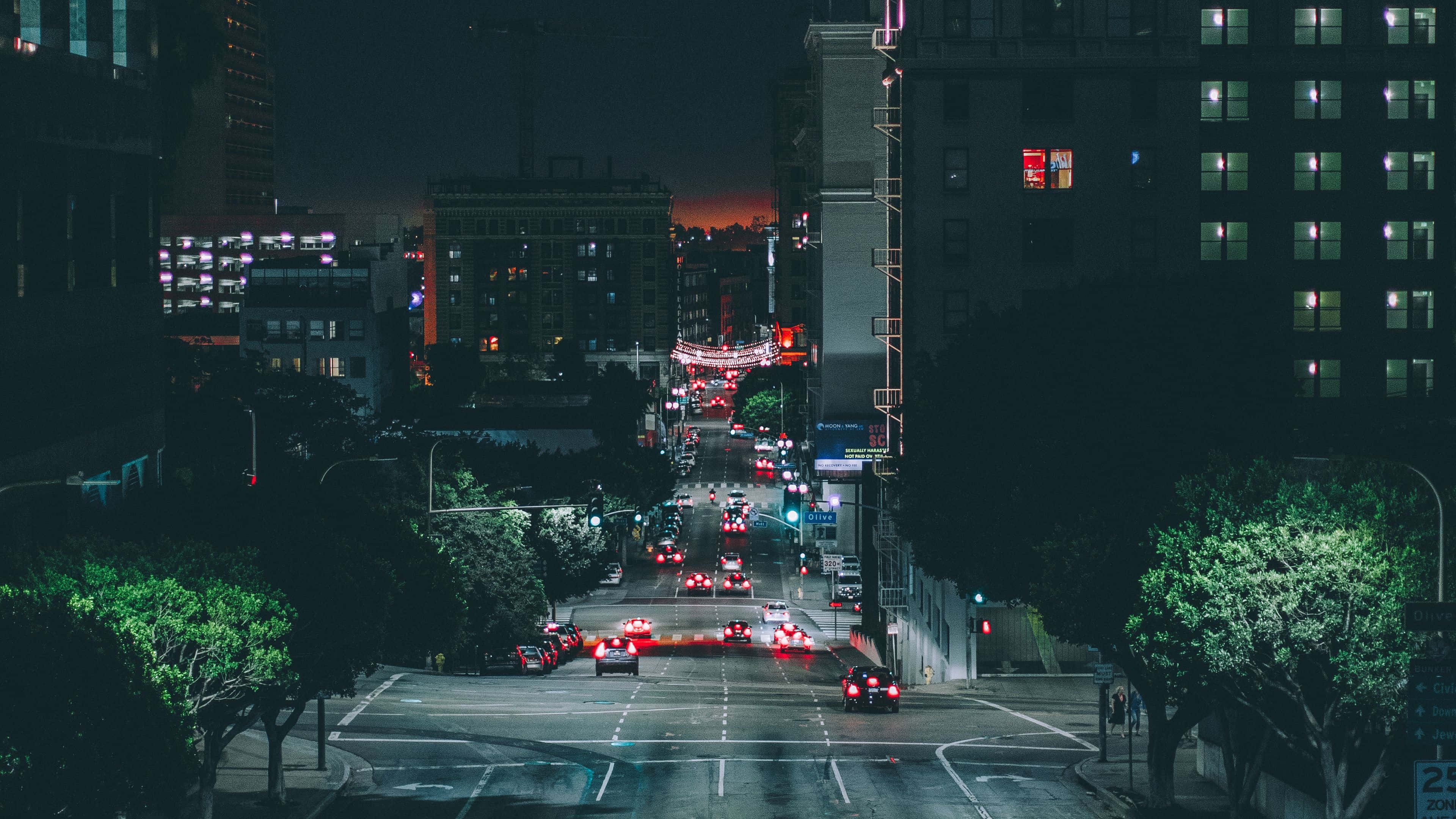 Dark Crossroad, nighttime city street, glowing car taillights, 4K Desktop Wallpaper