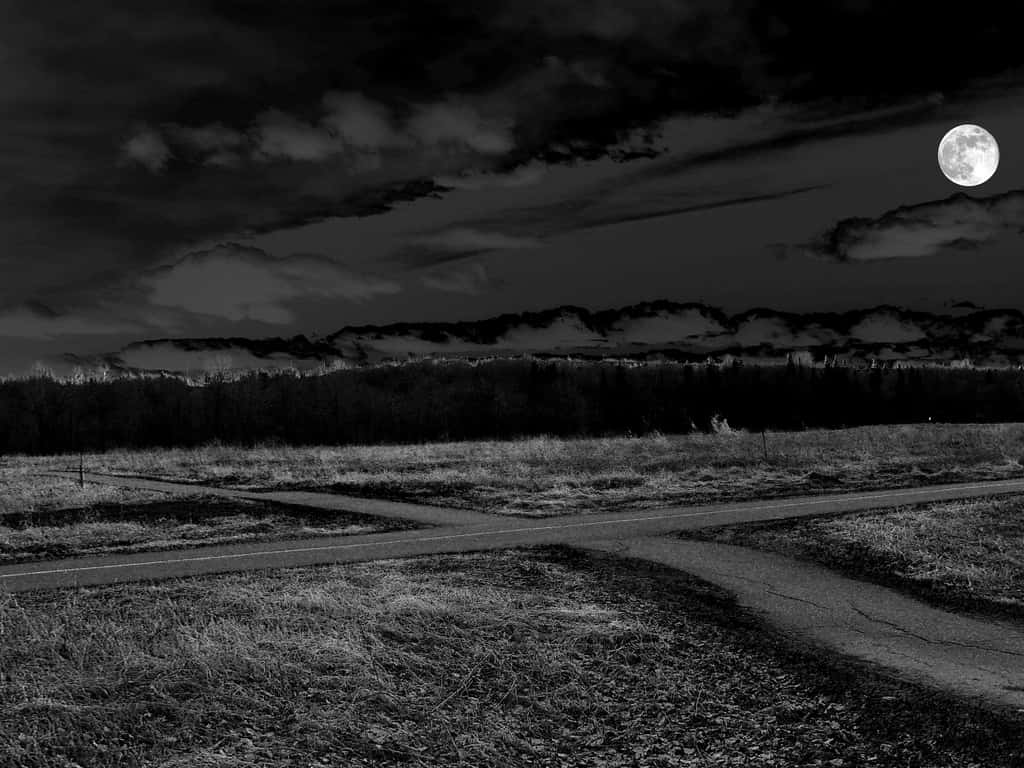 Dark Crossroad, night, moonlit road, SD Desktop Wallpaper