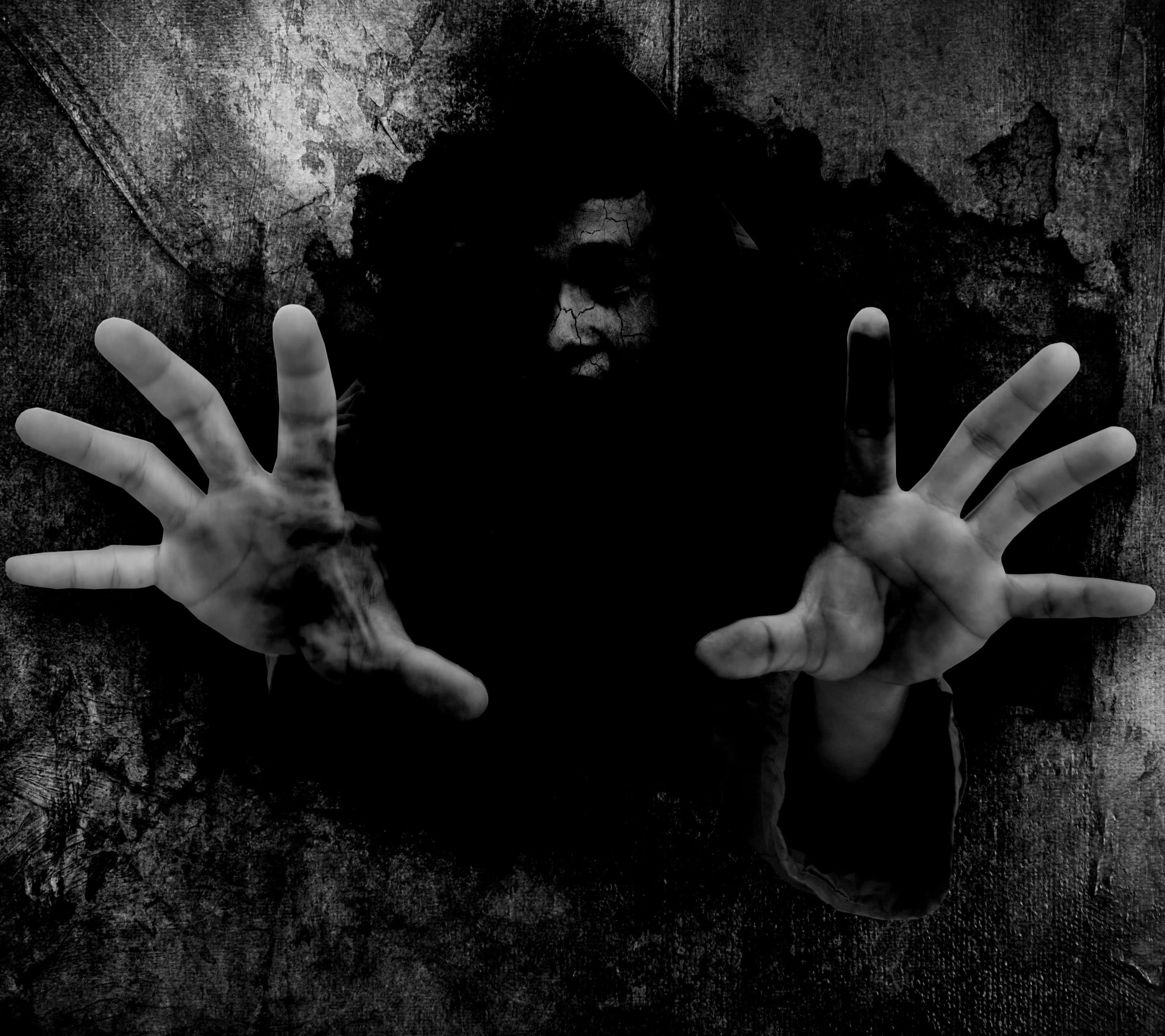 Dark Fear, monochrome, ghostly figure, 2K Desktop Wallpaper