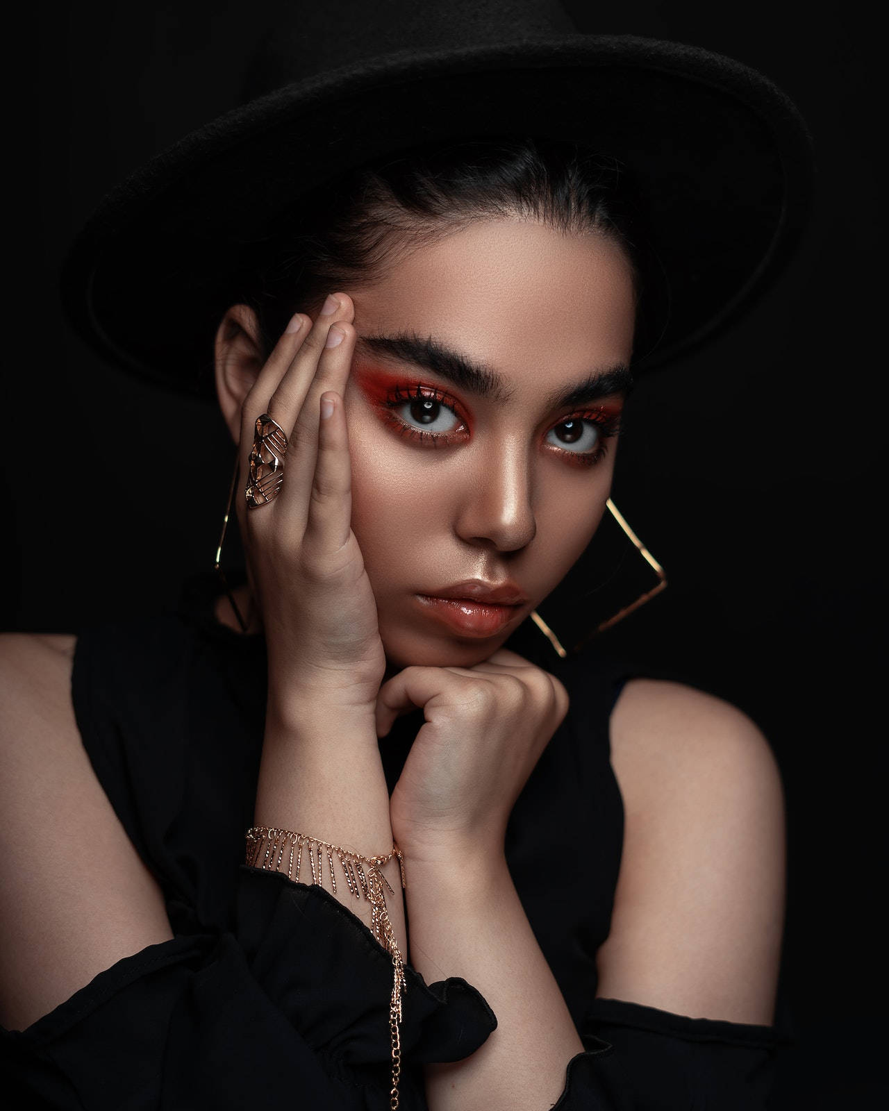 Dark Girl, black hat, bold red eye makeup, HD Phone Wallpaper