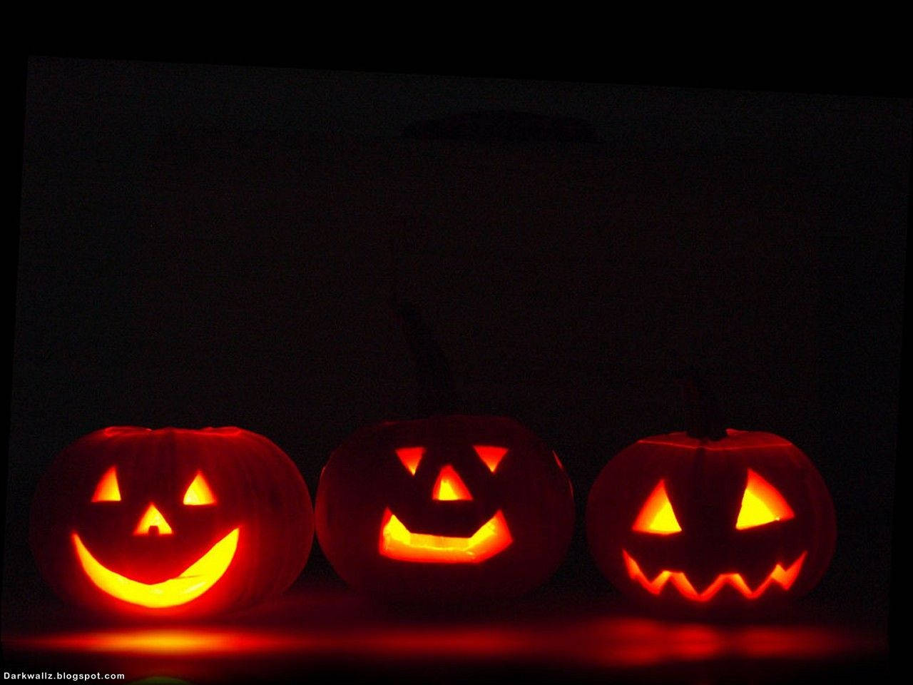 Dark Halloween, pumpkin lanterns, jack-o'-lanterns, HD Desktop Wallpaper