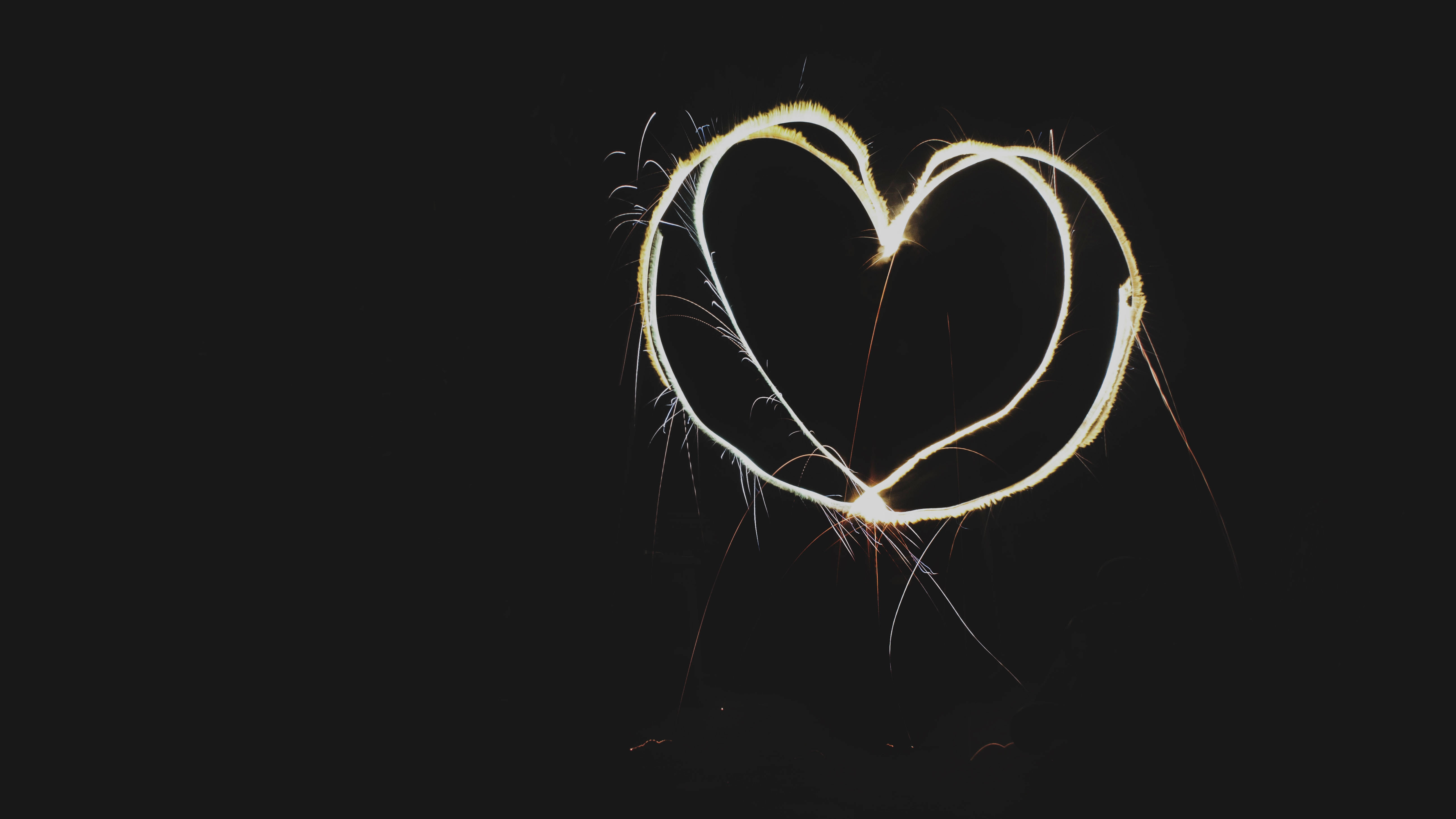 glow in the dark heart flashlight, heart-shaped sparkler, bright sparks, 5K Desktop Wallpaper