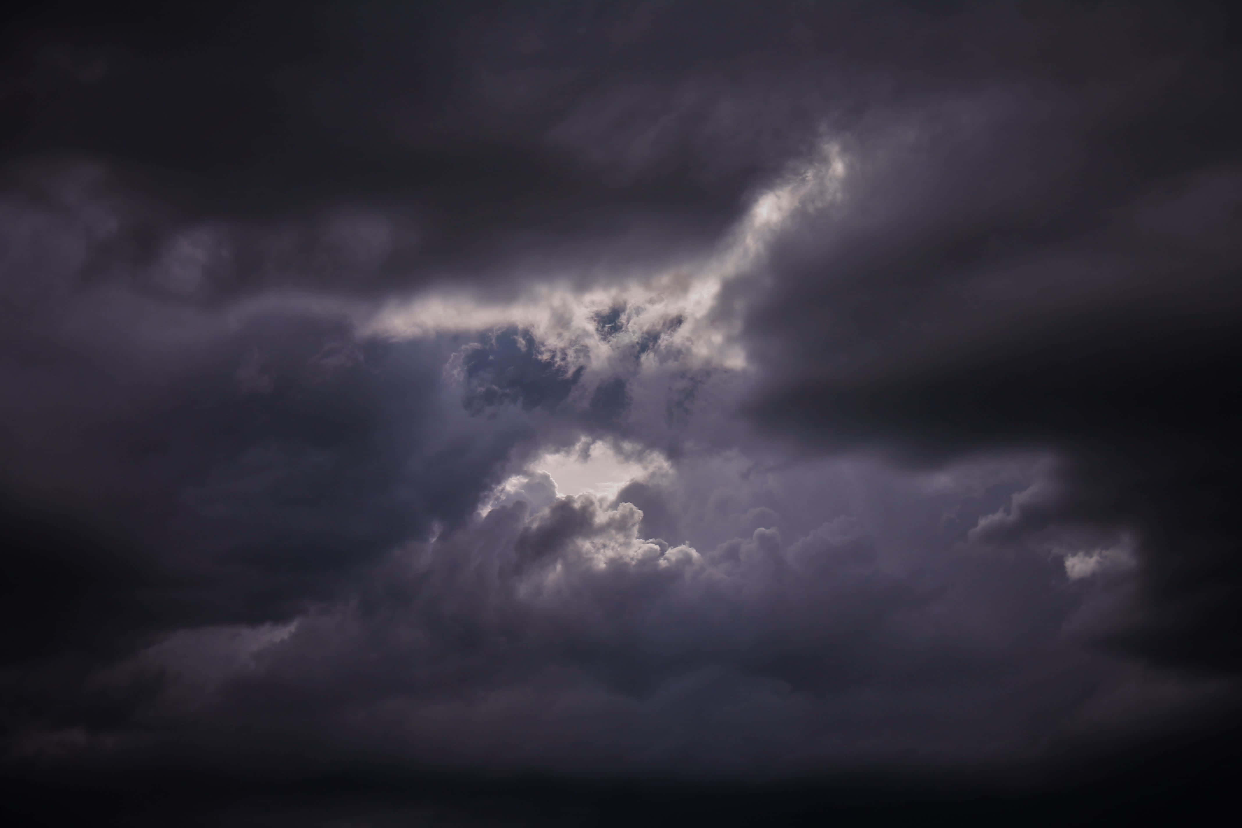 Dark Heaven, dark clouds, piercing beams of light, 4K Desktop Wallpaper