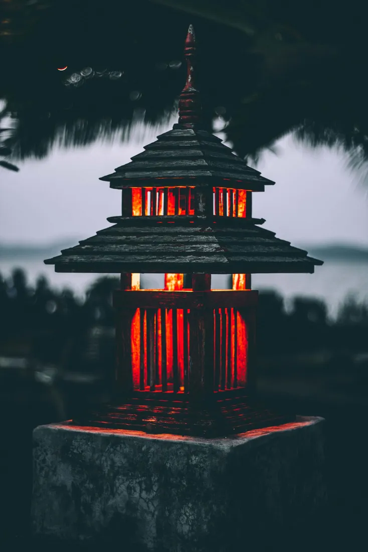 Dark Japanese iPhone