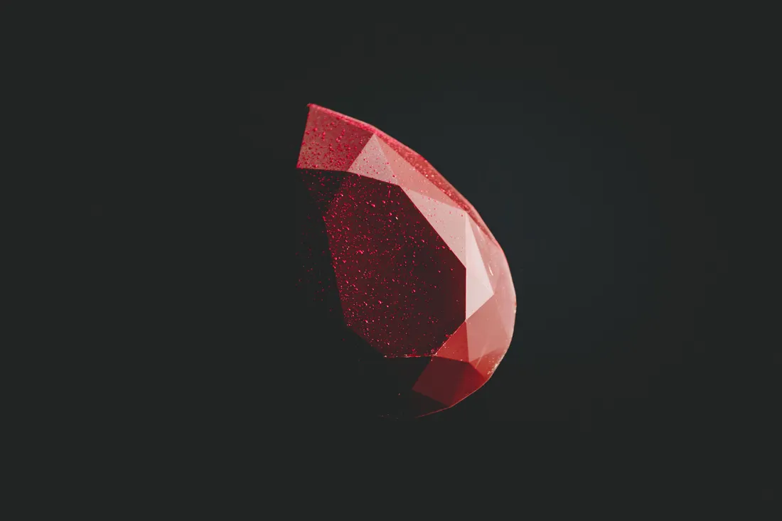 Dark Minimalist