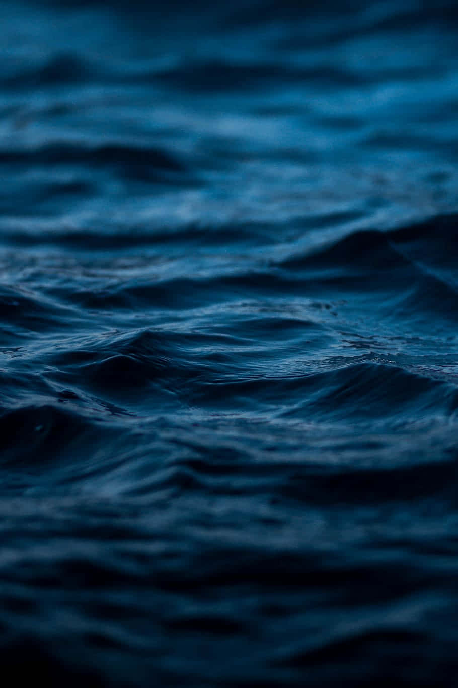 Dark Moody, ocean waves, deep blue, HD Phone Wallpaper