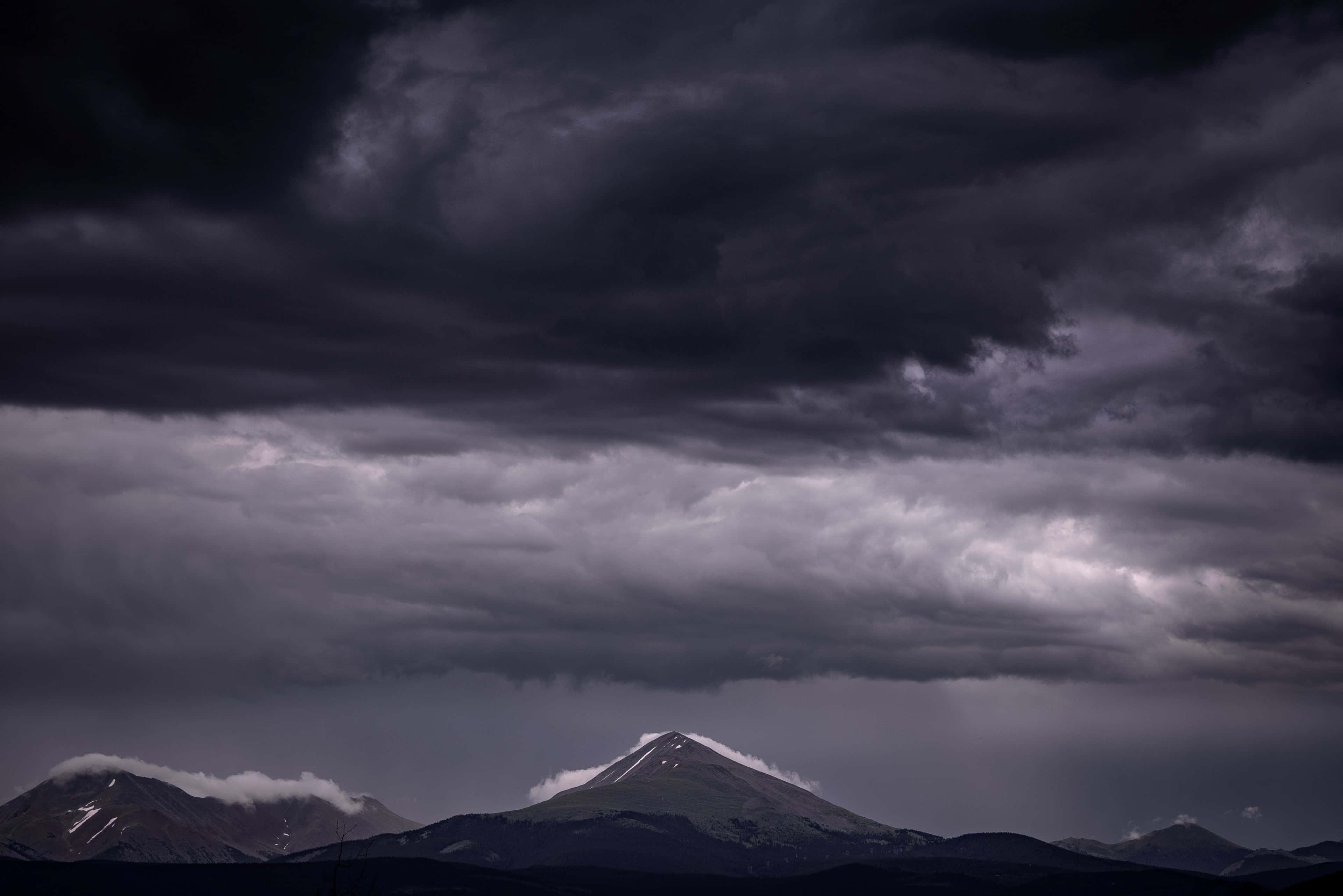Dark Mountain, mountain range, brooding sky, 4K Desktop Wallpaper