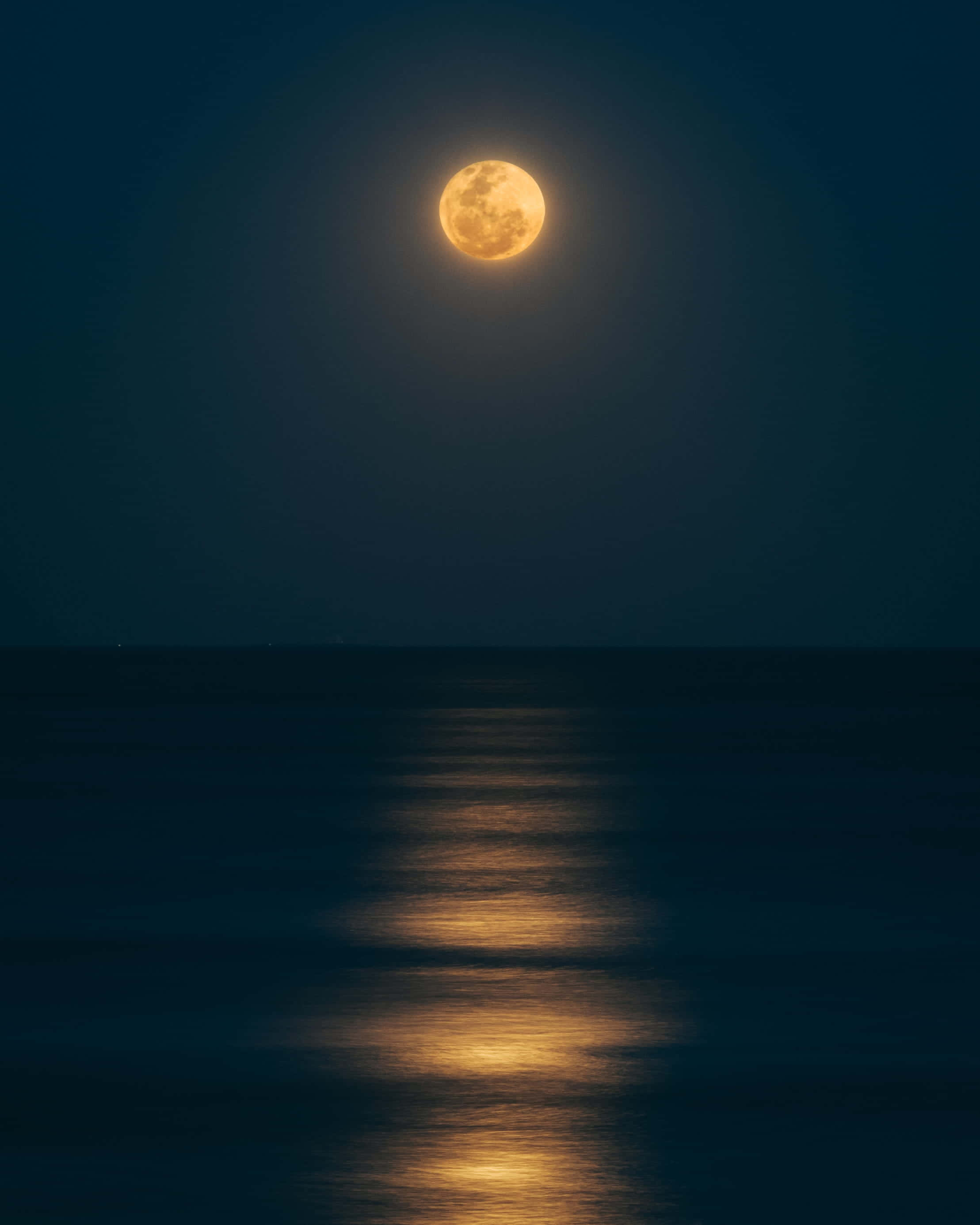 Dark Ocean, full moon, calm ocean, 2K Phone Wallpaper