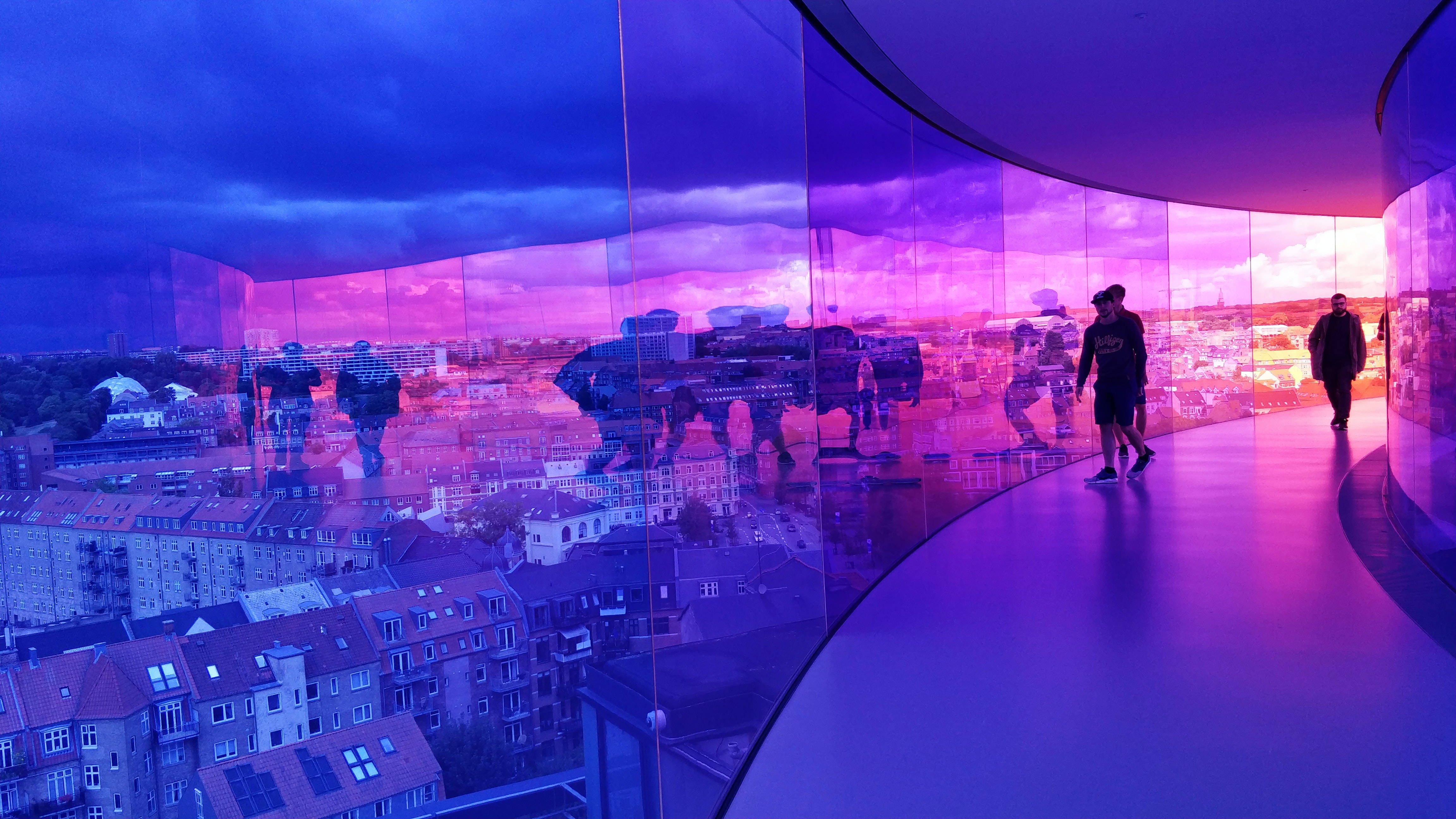 deep purple hues, surreal purple and pink twilight hues, curved glass walkway, 4K Desktop Wallpaper