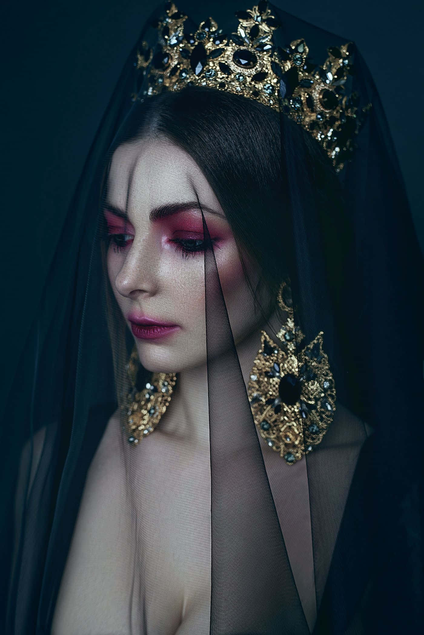 Dark Queen, jeweled crown, black veil, Full HD Phone Wallpaper