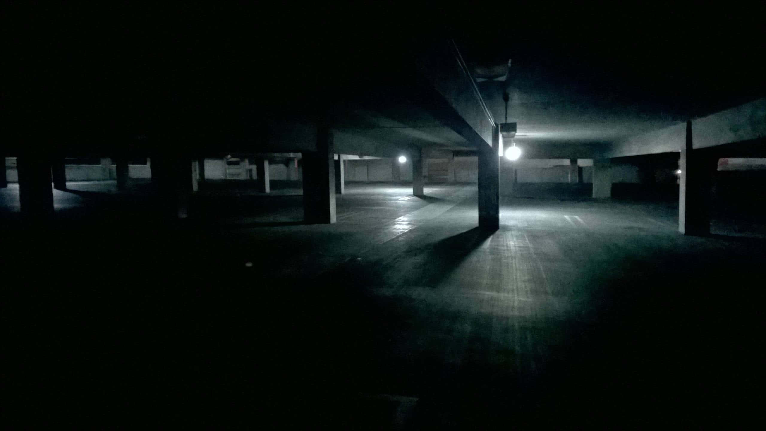 Dark Underground, underground parking garage, concrete pillars, 2K Desktop Wallpaper