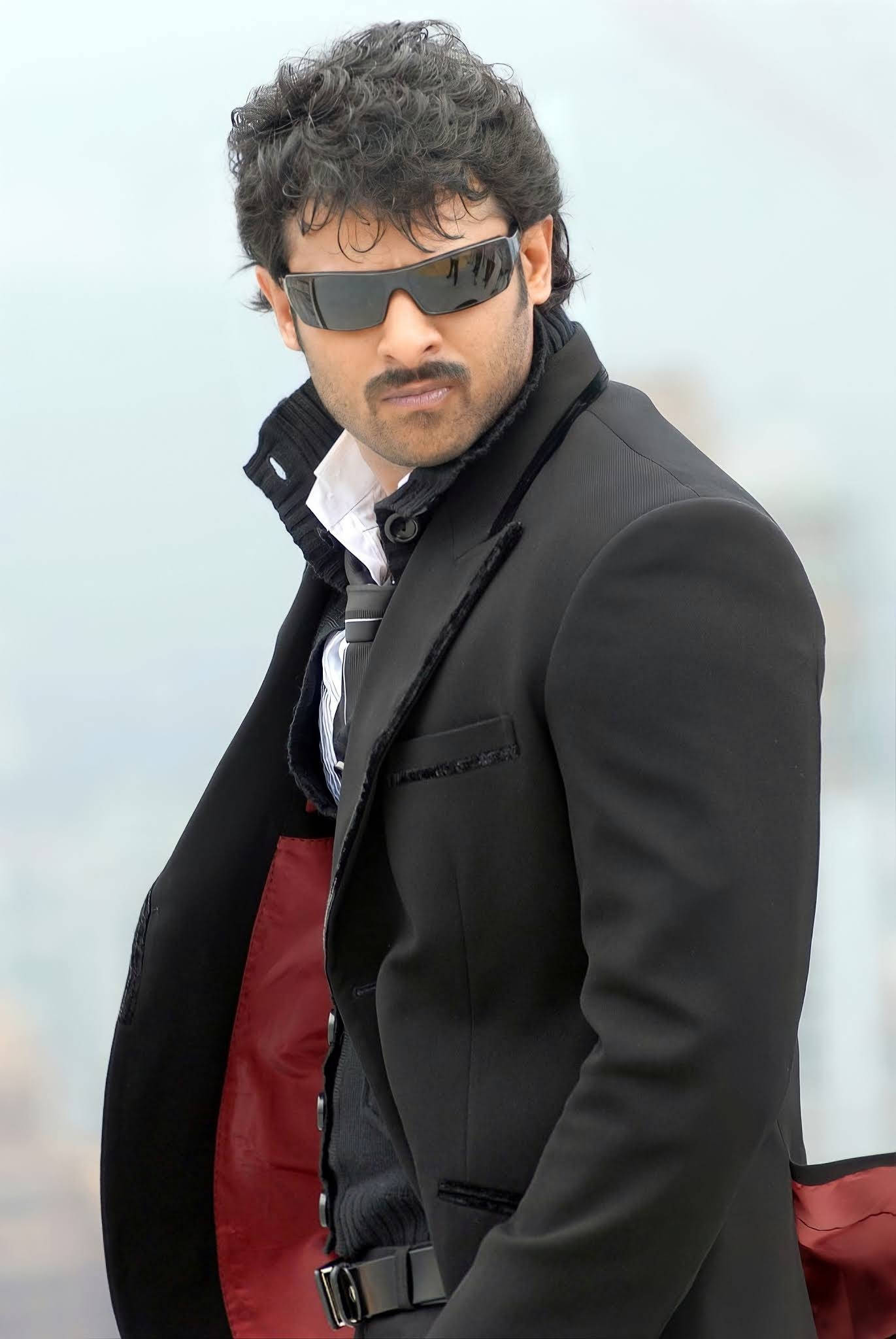 Darling Prabhas Movie, villain, curly hair, Full HD Phone Wallpaper