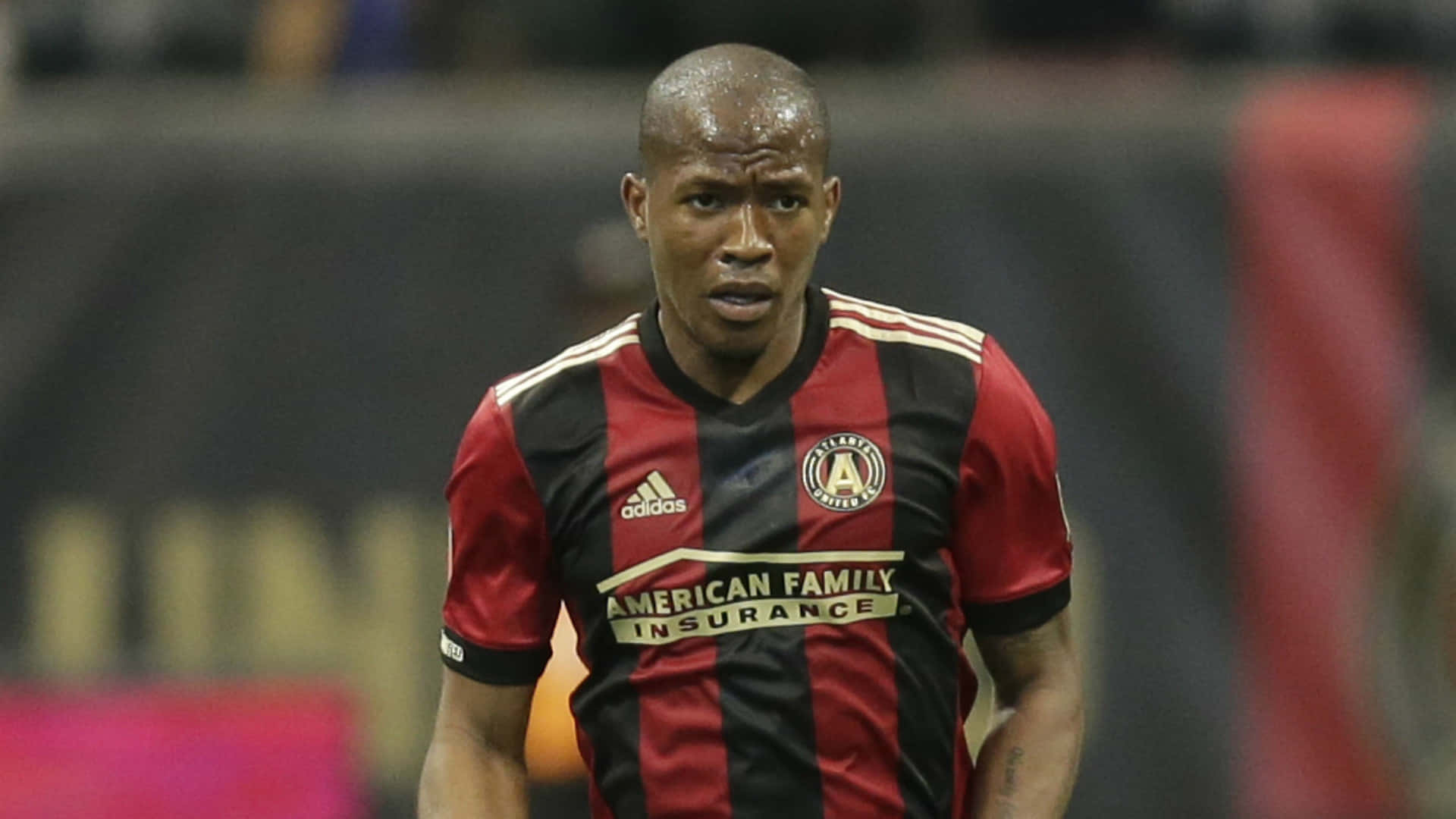 Darlington Nagbe, red and black striped jersey, nighttime match, Full HD Desktop Wallpaper