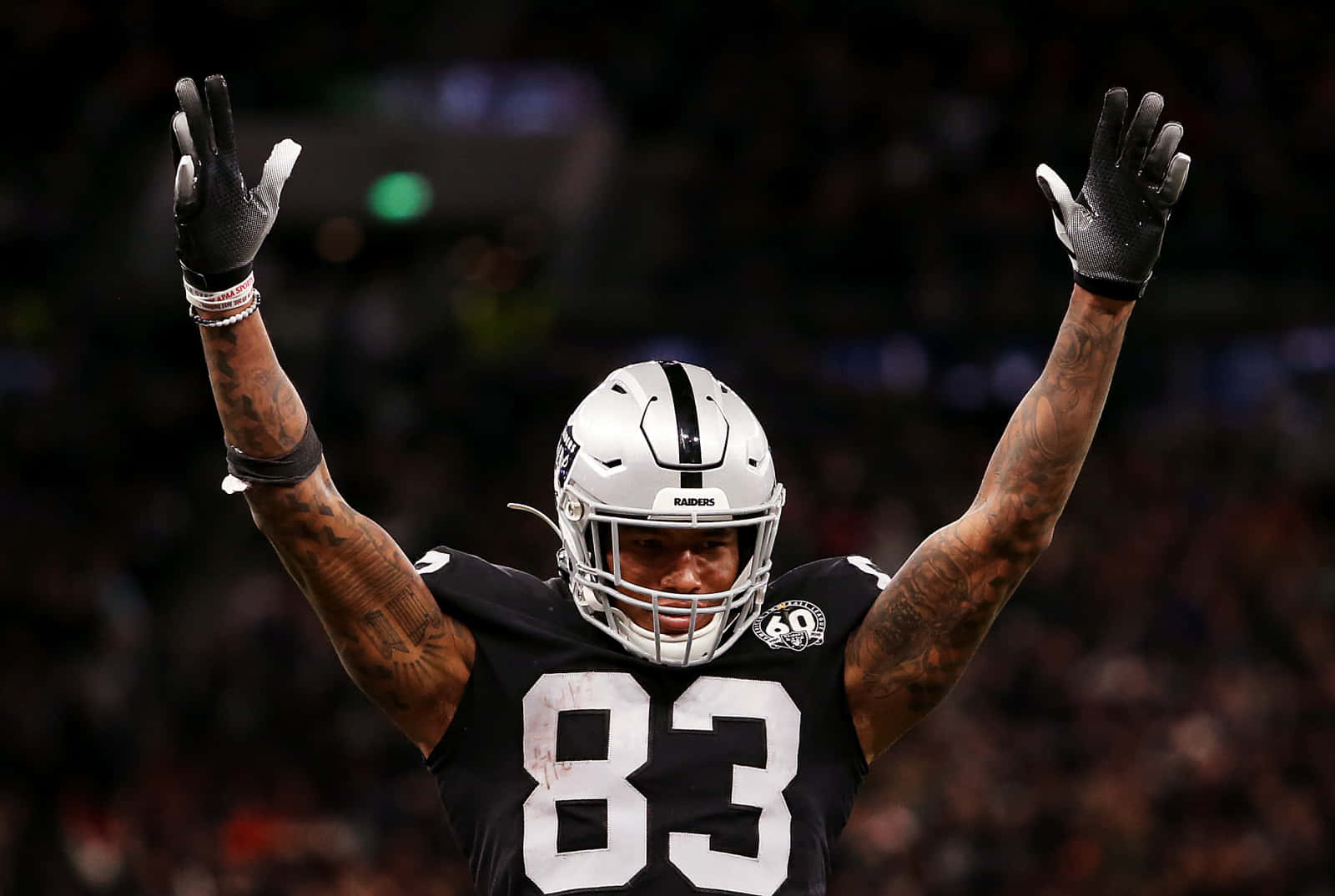 Darren Waller, black and silver uniform, number 83, HD Desktop Wallpaper