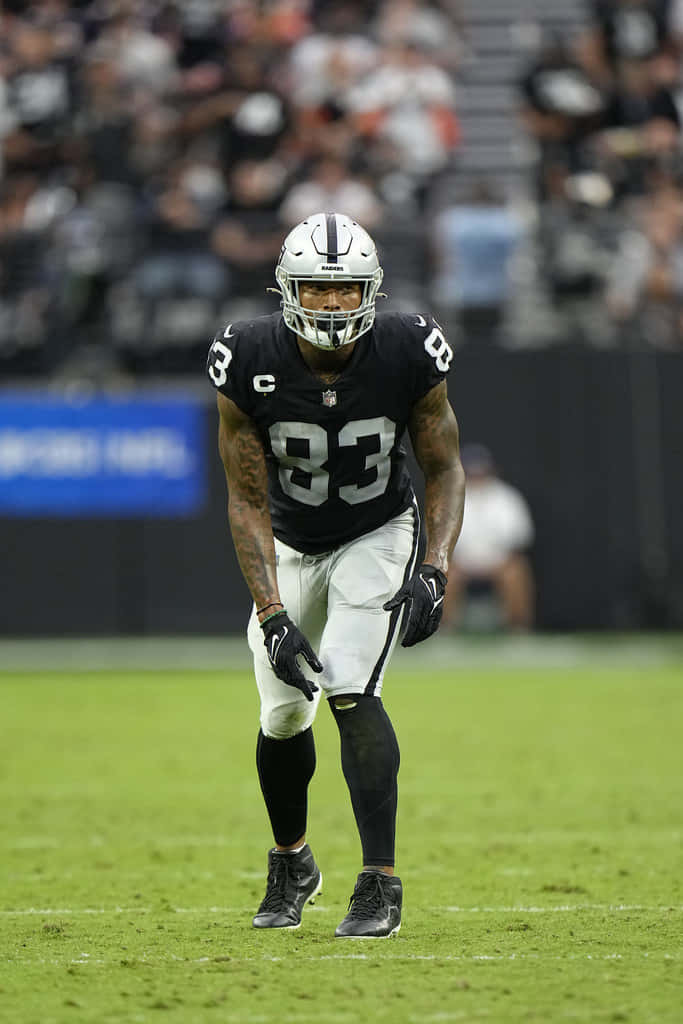 Darren Waller, number 83, black and silver uniform, SD Phone Wallpaper