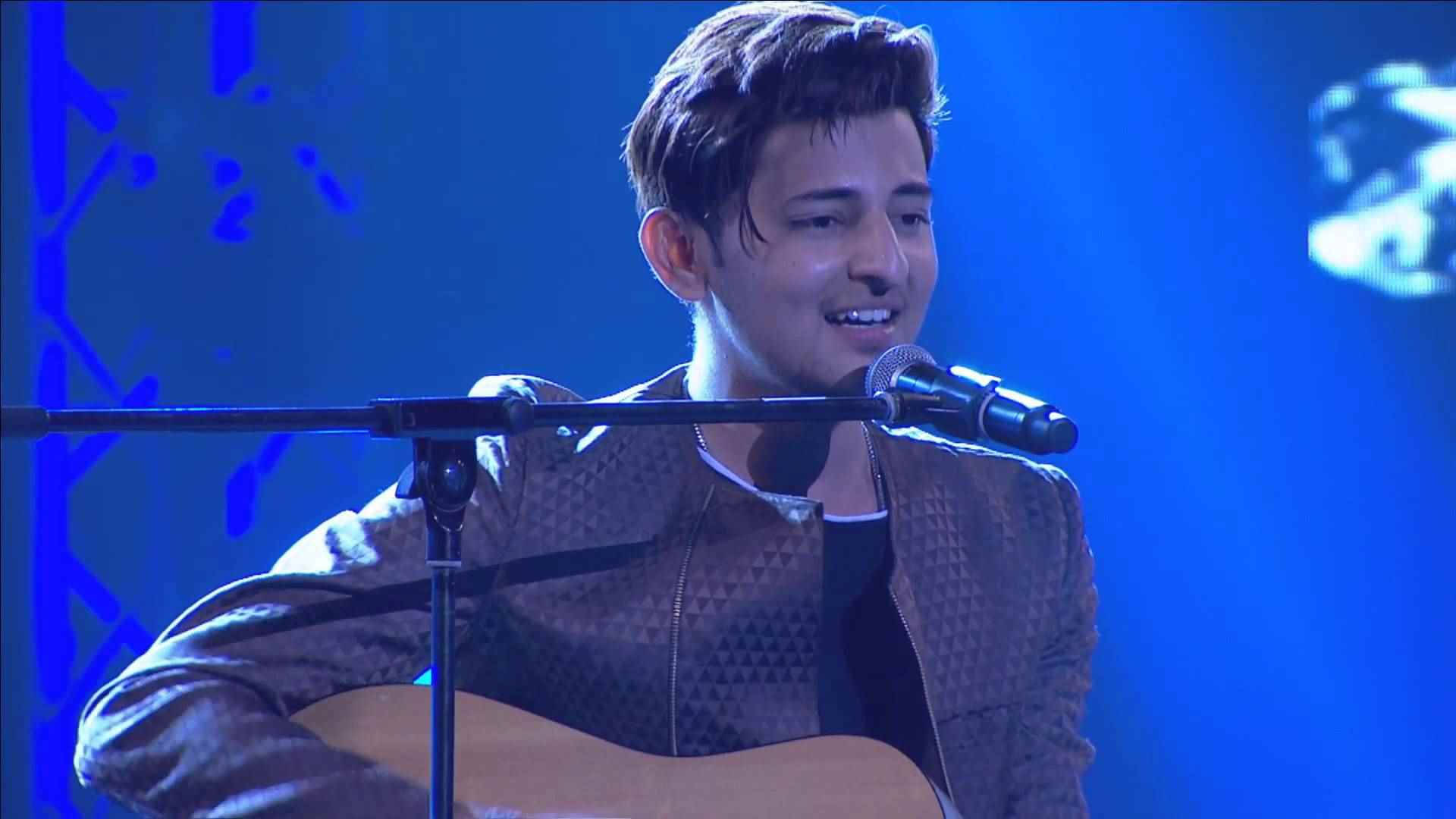 Darshan Raval, guitar, microphone, Full HD Desktop Wallpaper