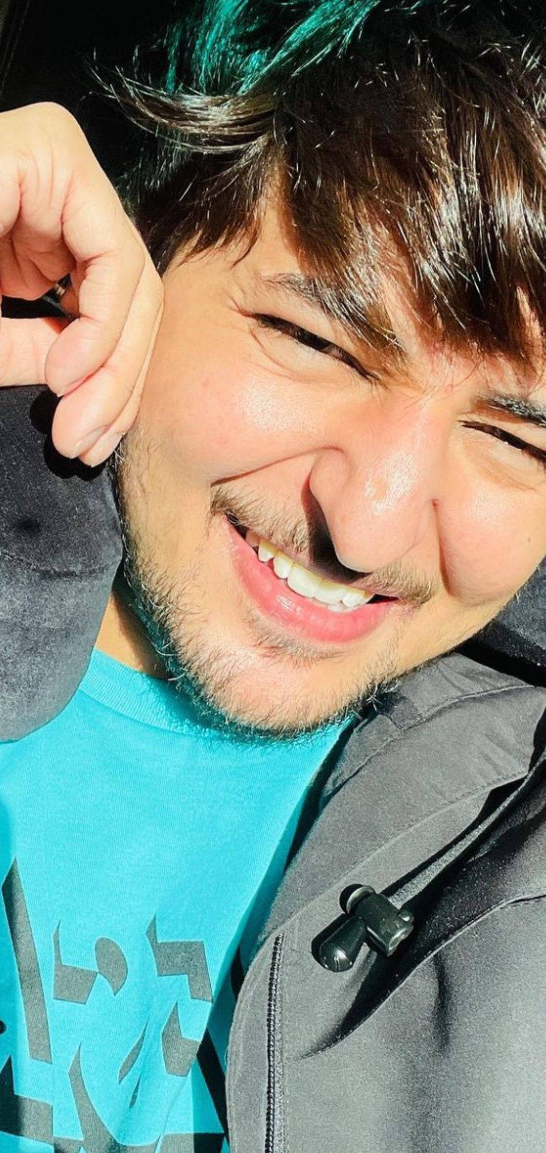 Darshan Raval, HD Smile, blue shirt, Full HD Phone Wallpaper