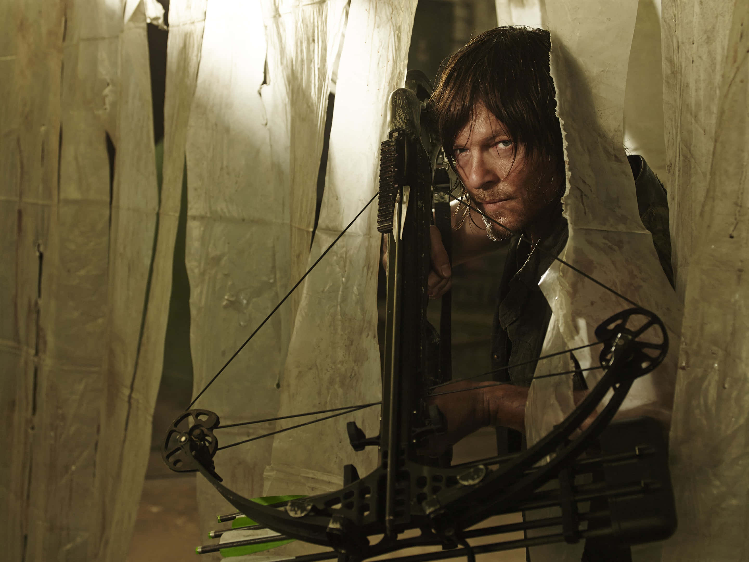 Daryl Dixon, crossbow, torn tarp, 2K Desktop Wallpaper