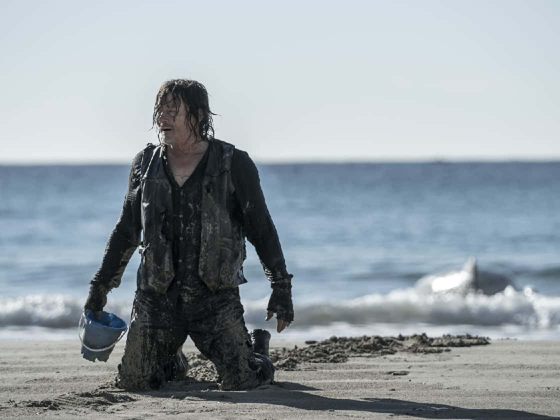 Daryl Dixon, beach, sunlit, SD Desktop Wallpaper