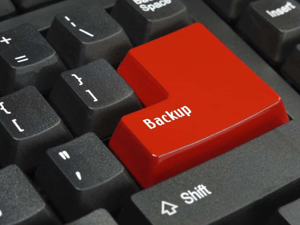 Backup, red, keyboard, SD Desktop Wallpaper