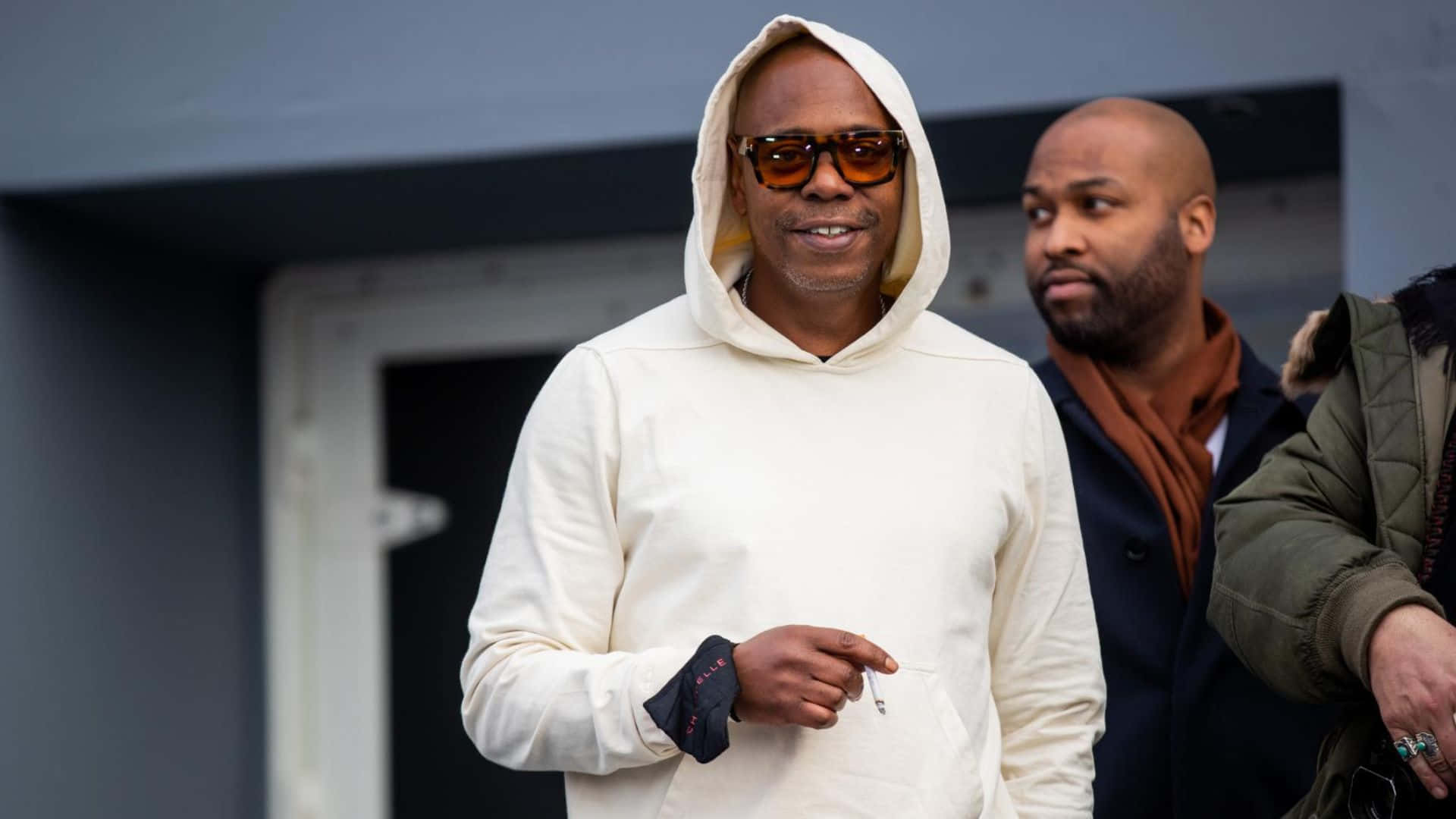 Dave Chappelle, white hoodie, sunglasses, Full HD Desktop Wallpaper