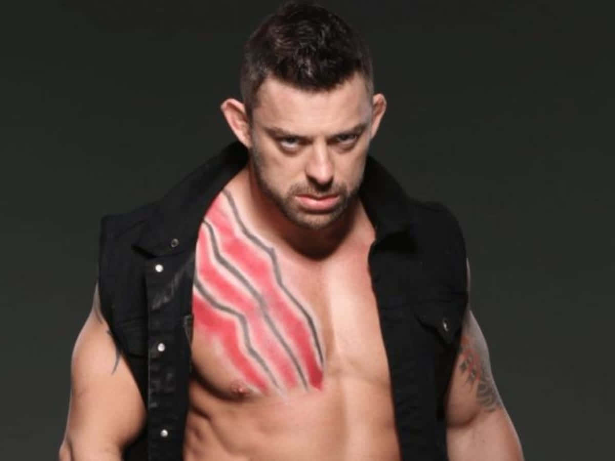 Davey Richards, red and black tribal chest paint, open black vest, SD Desktop Wallpaper