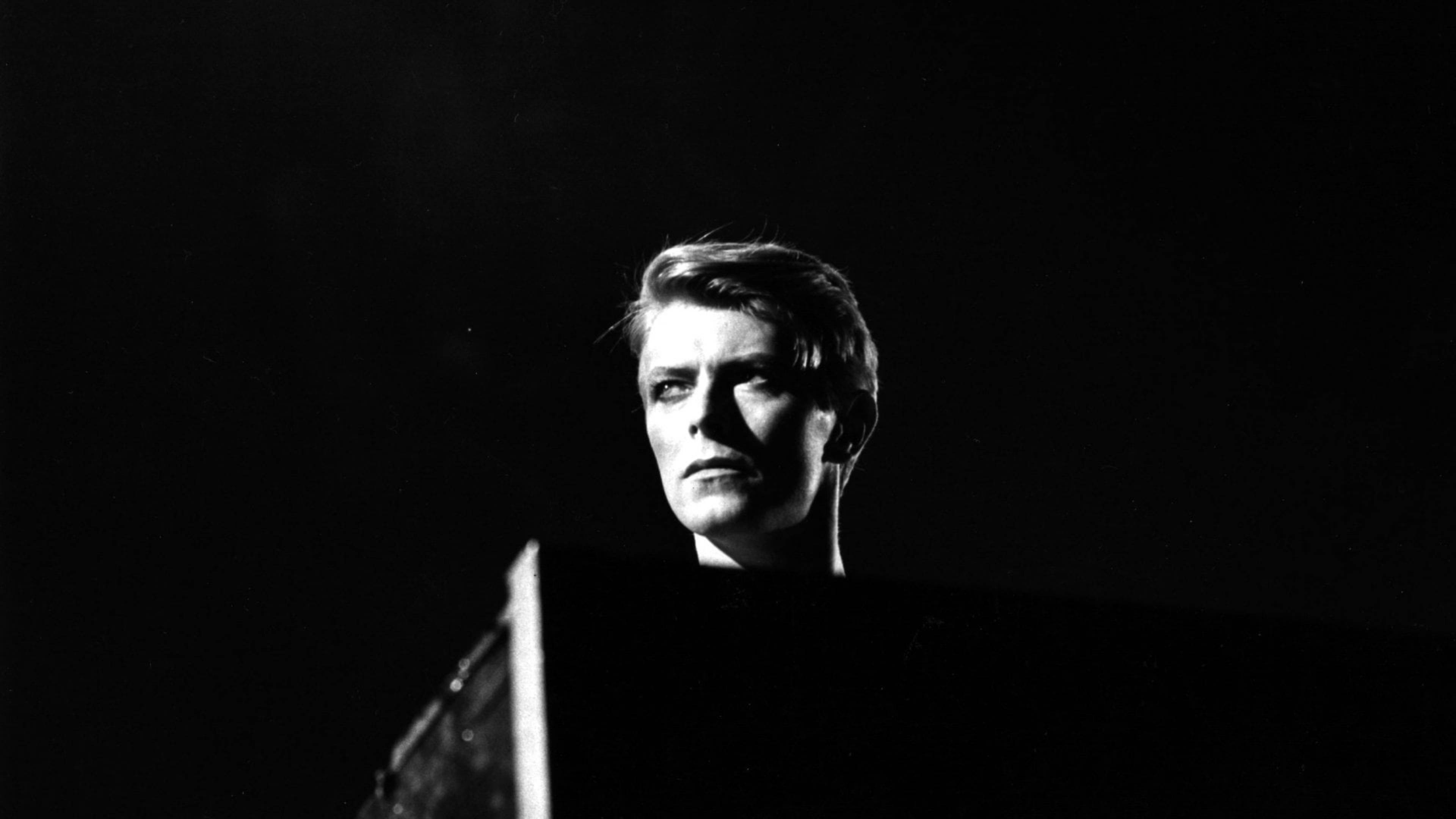 David Bowie, greyscale, high contrast black and white, 4K Desktop Wallpaper