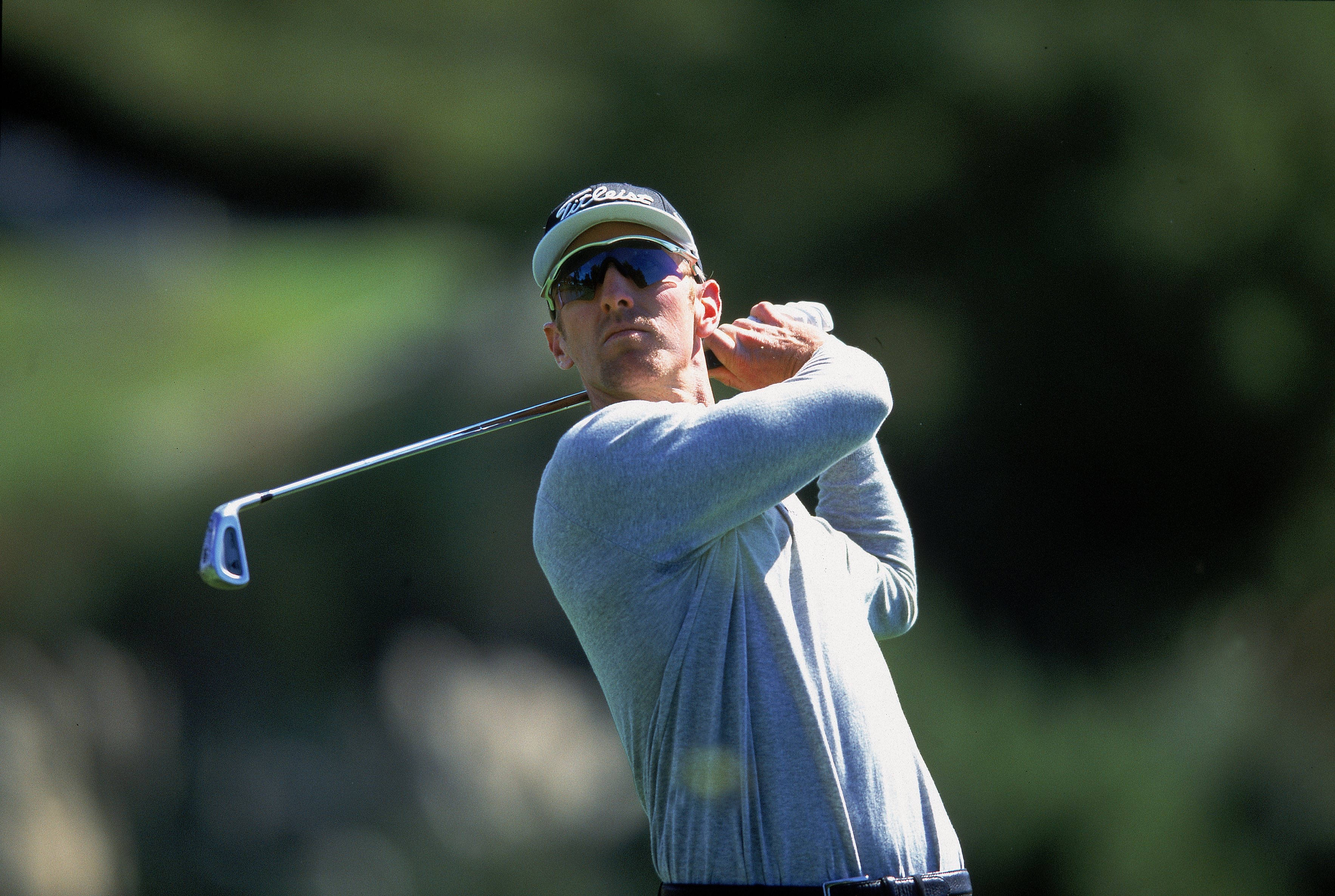 David Duval, grey shirt, cap, 2K Desktop Wallpaper
