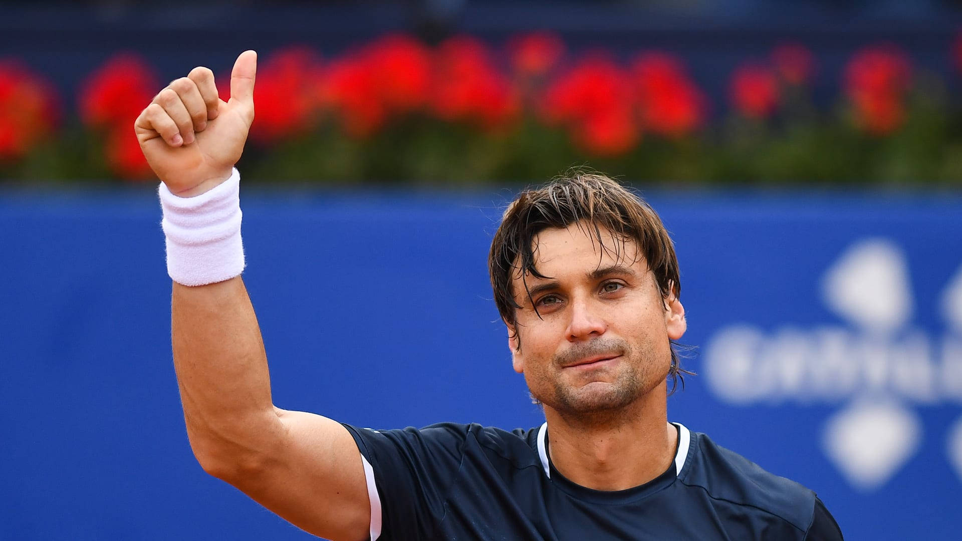 David Ferrer, thumbs up, red flowers, Full HD Desktop Wallpaper