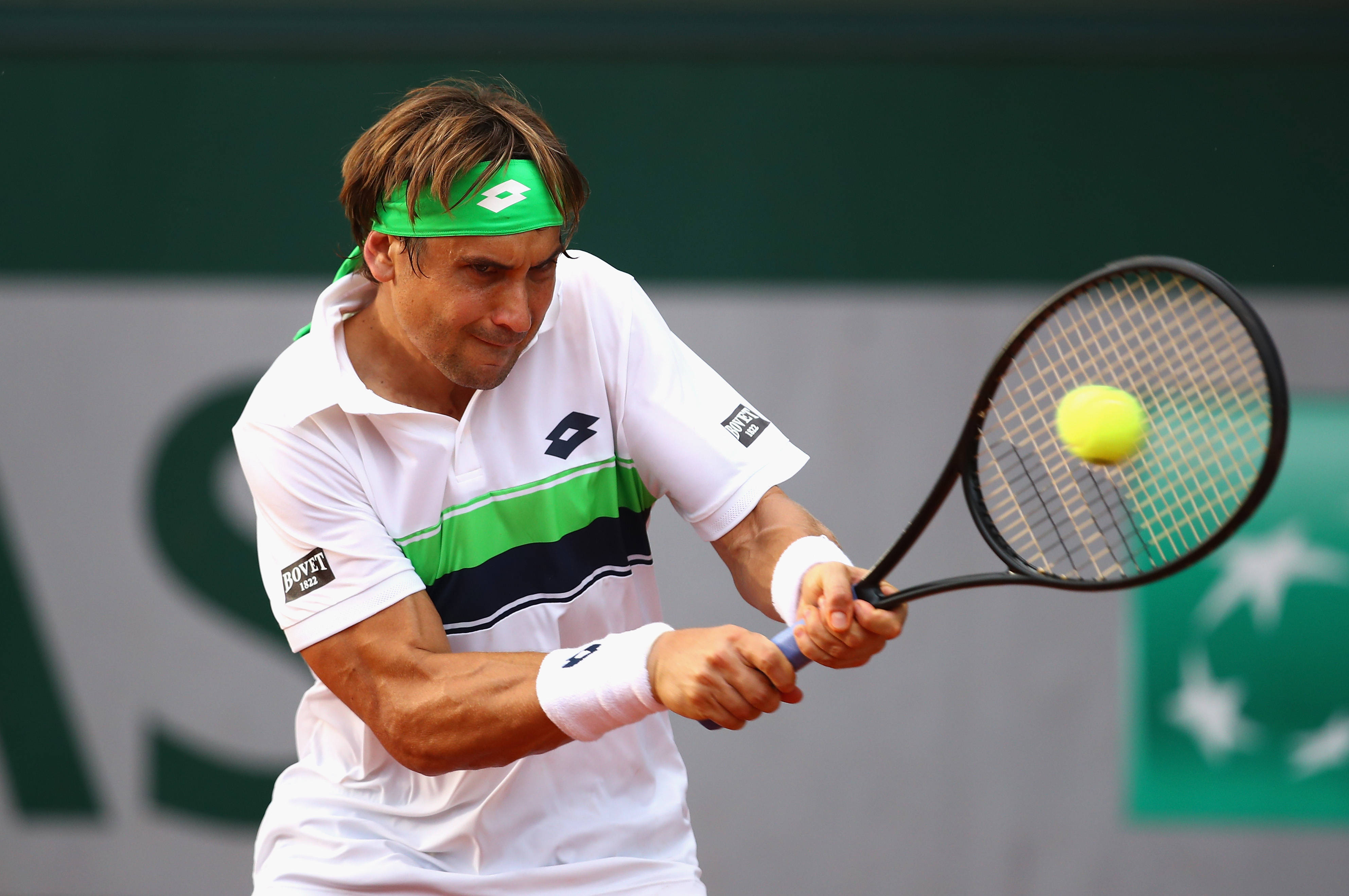 David Ferrer, white and green gear, yellow ball, 4K Desktop Wallpaper